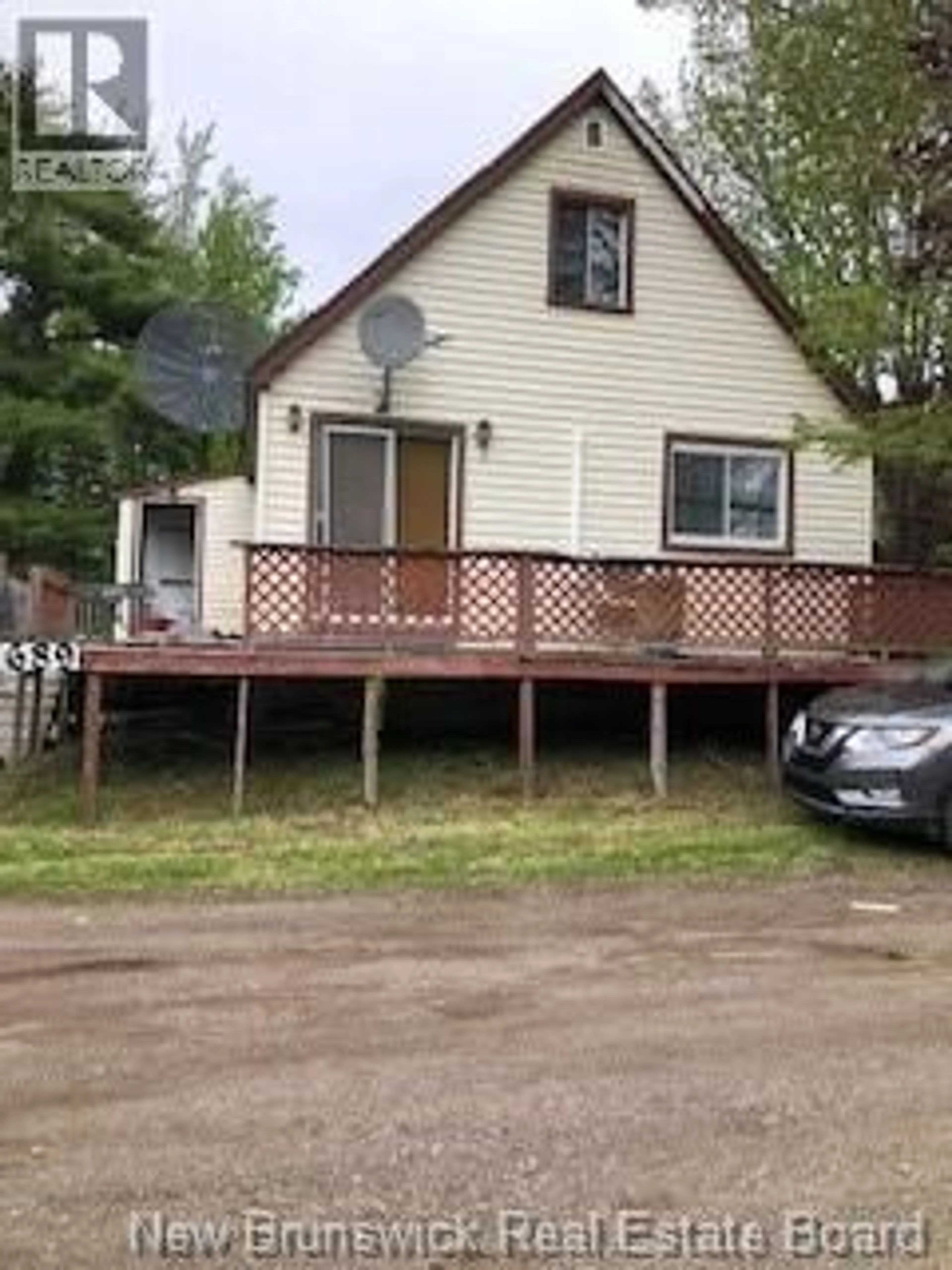 A pic from outside/outdoor area/front of a property/back of a property/a pic from drone, street for 689 SALISBURY ROAD, Moncton New Brunswick E1E1C1