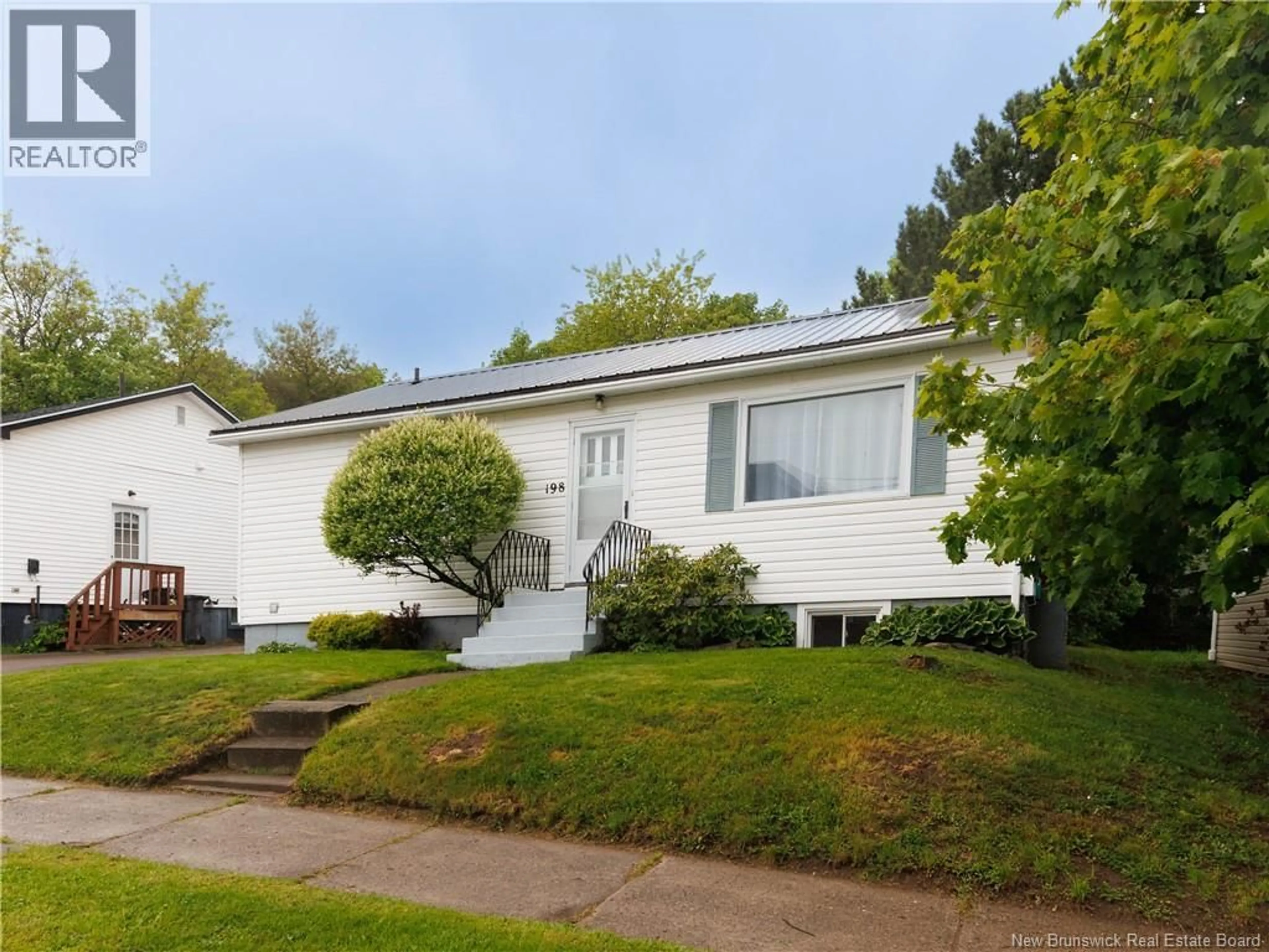 Home with vinyl exterior material, street for 198 JONES STREET, Moncton New Brunswick E1C6K3