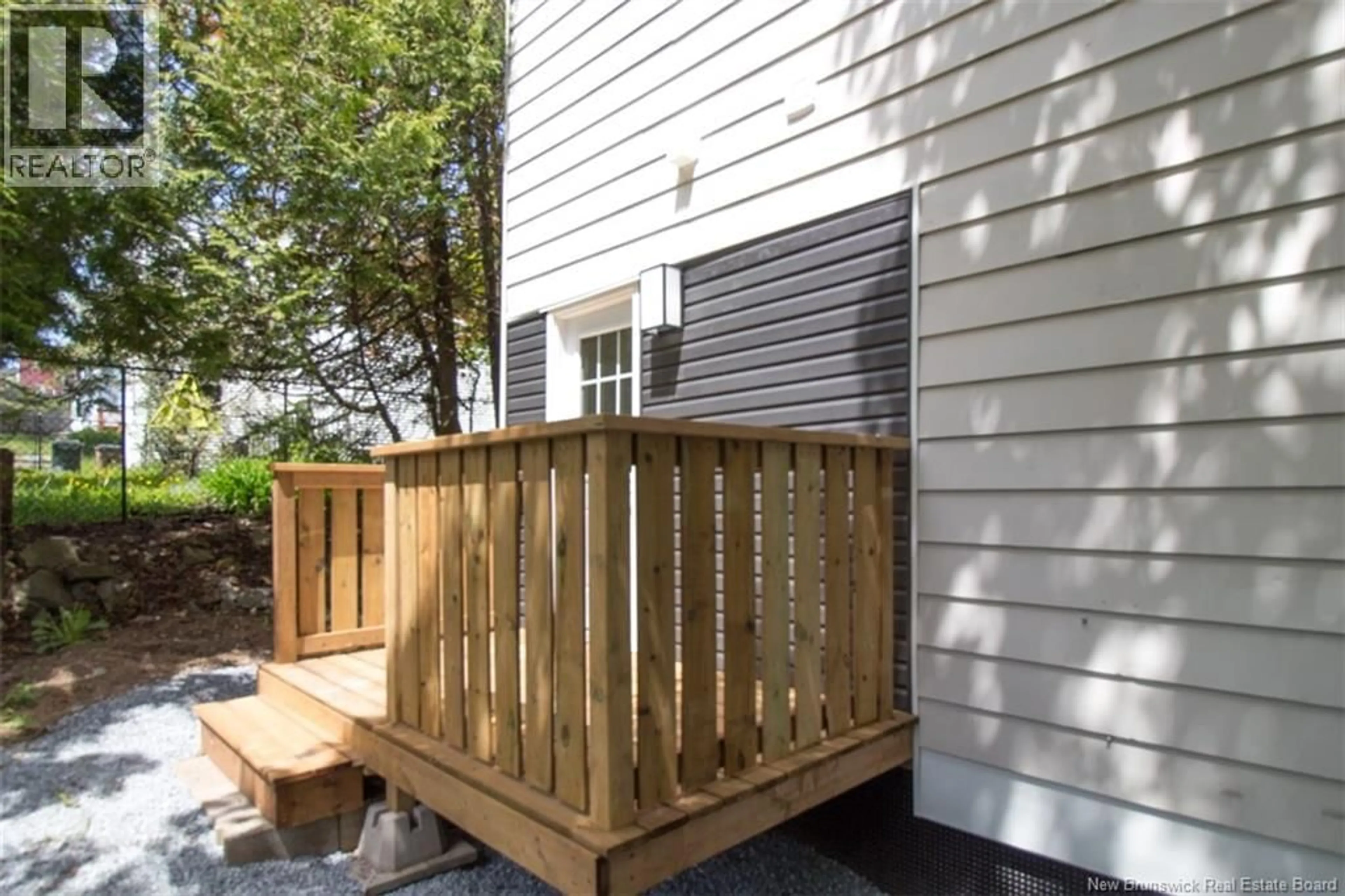Patio, street for 229 RODNEY STREET, Saint John New Brunswick E2M1X5