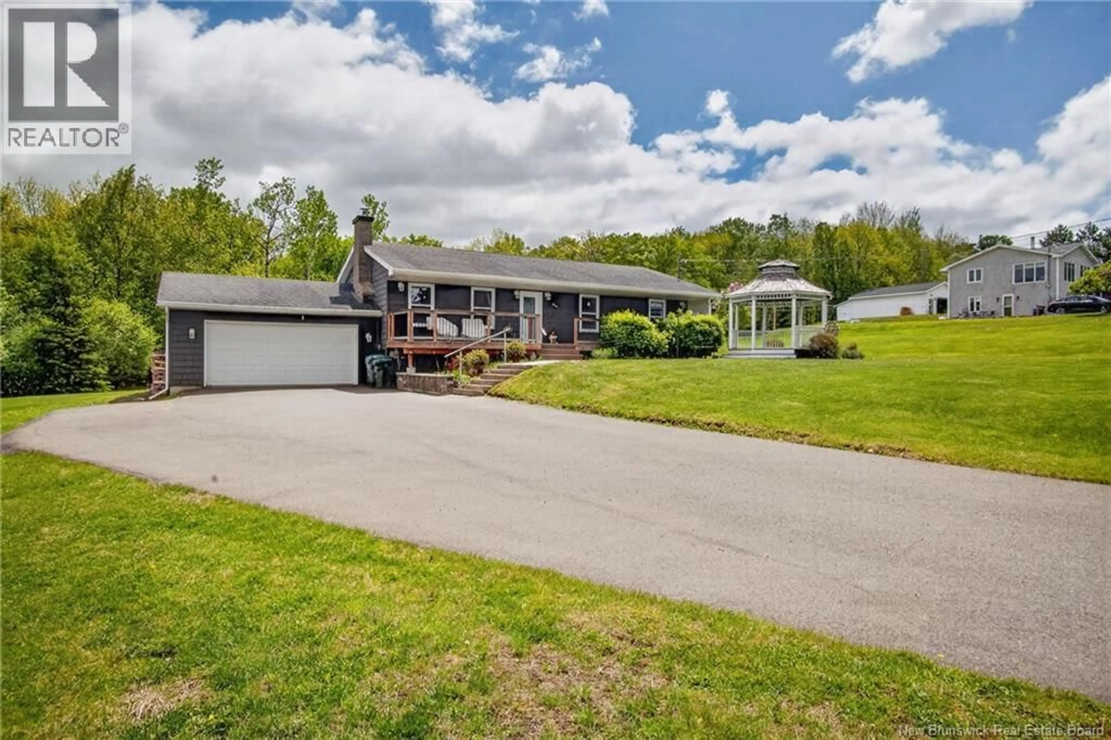 A pic from outside/outdoor area/front of a property/back of a property/a pic from drone, water/lake/river/ocean view for 606 DARLINGS ISLAND ROAD, Darlings Island New Brunswick E5N6T4