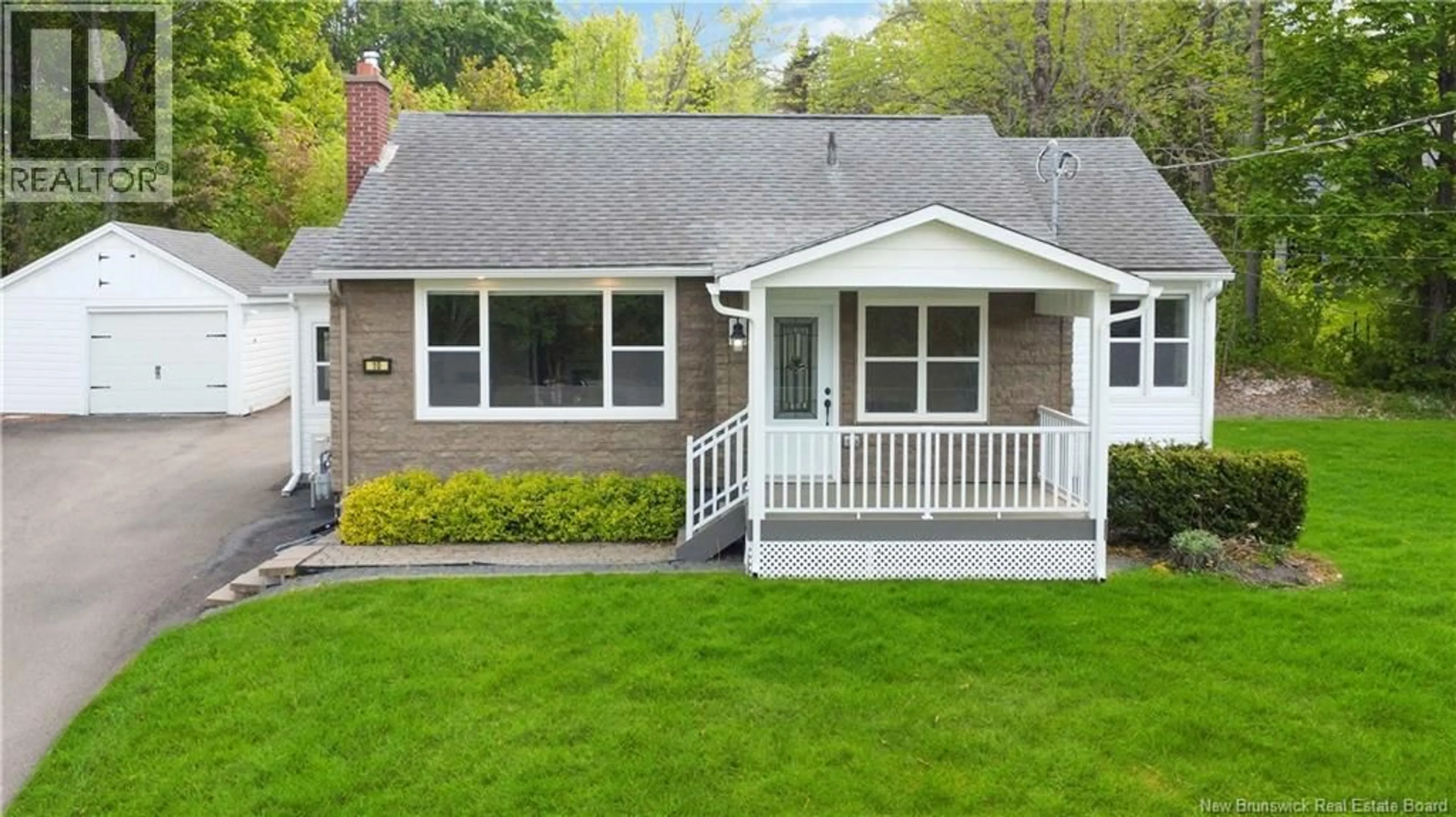 Home with vinyl exterior material, street for 10 SHAMROCK TERRACE, Fredericton New Brunswick E3B2S4