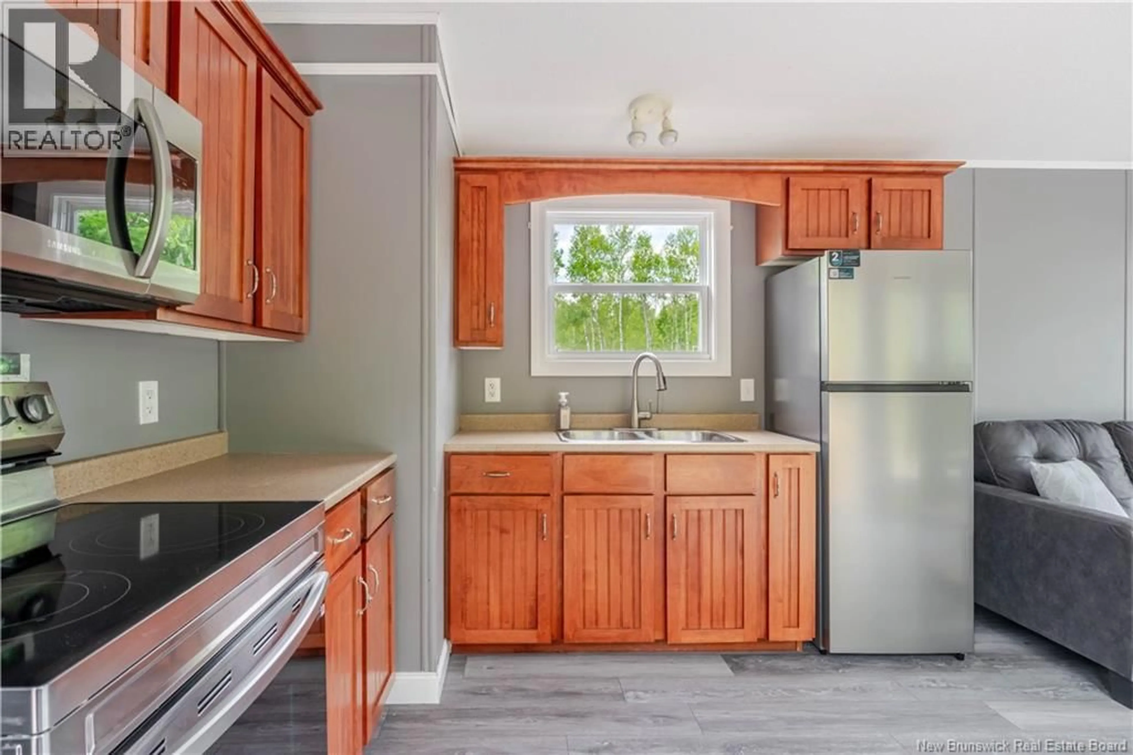 Standard kitchen, unknown for 3376 ROUTE 101, Tracyville New Brunswick E5L1P2