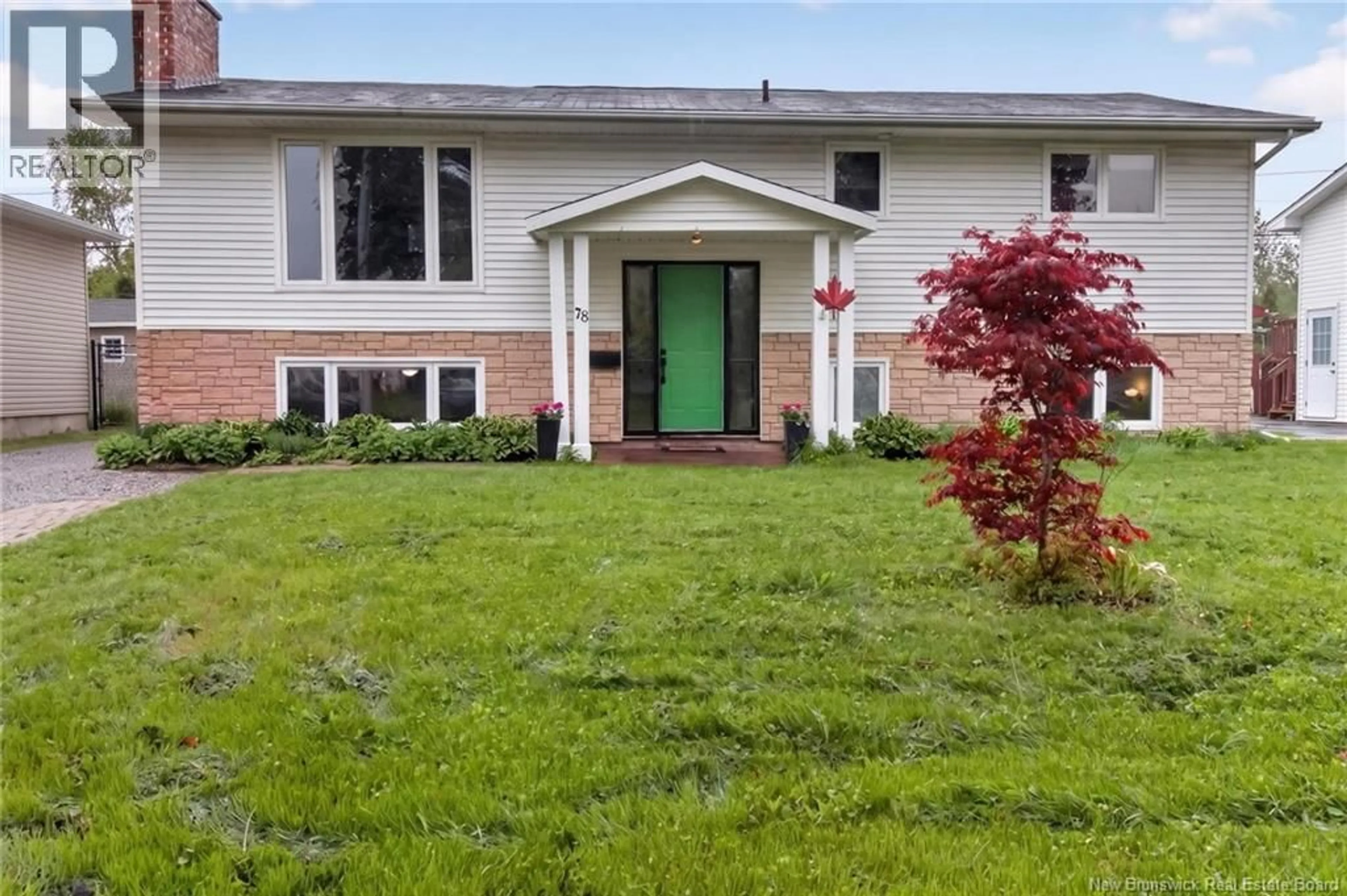 Home with vinyl exterior material, street for 78 HENDERSON AVENUE, Riverview New Brunswick E1B3P3