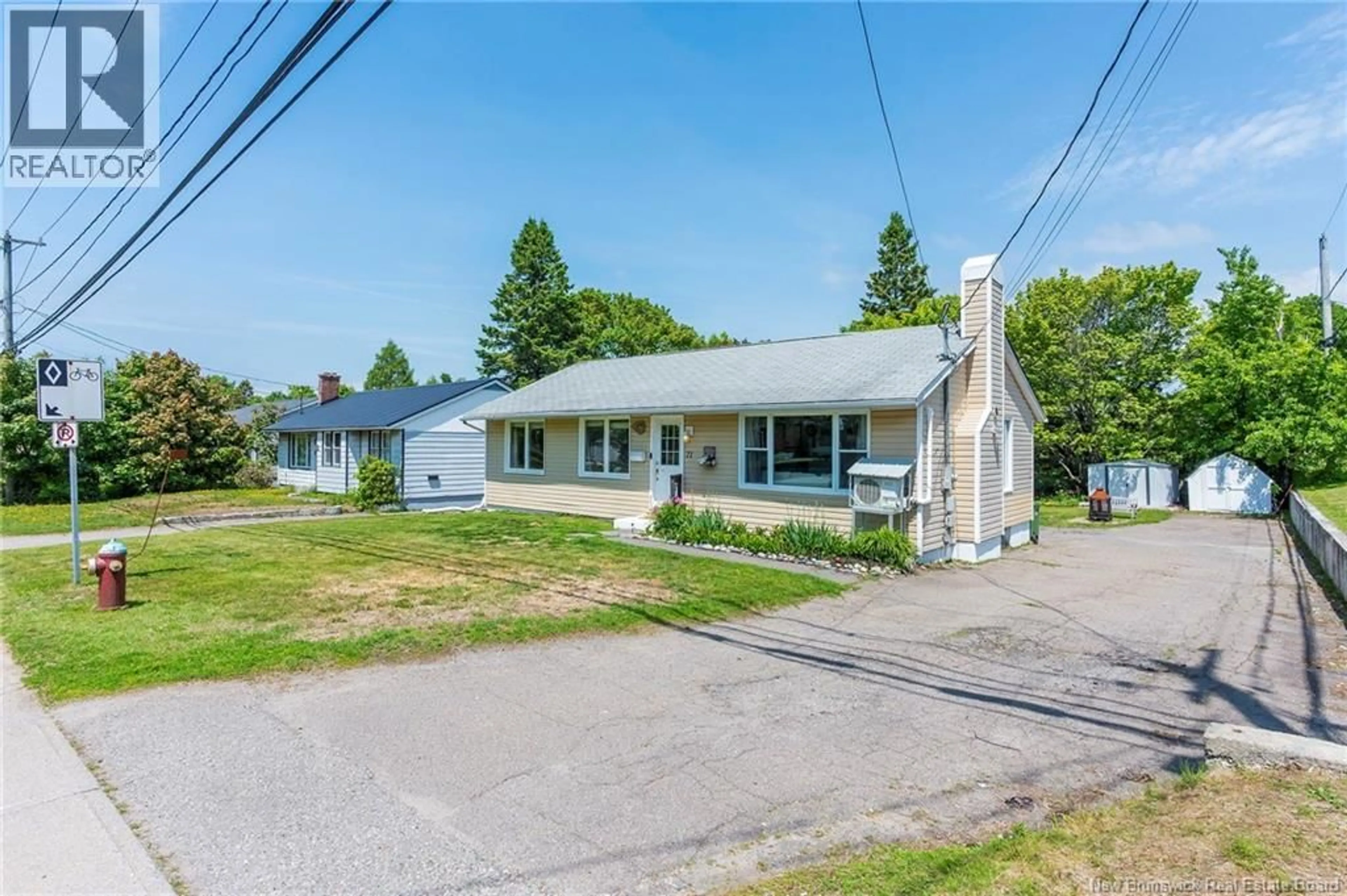 A pic from outside/outdoor area/front of a property/back of a property/a pic from drone, street for 71 CHAMPLAIN DRIVE, Saint John New Brunswick E2J3C5