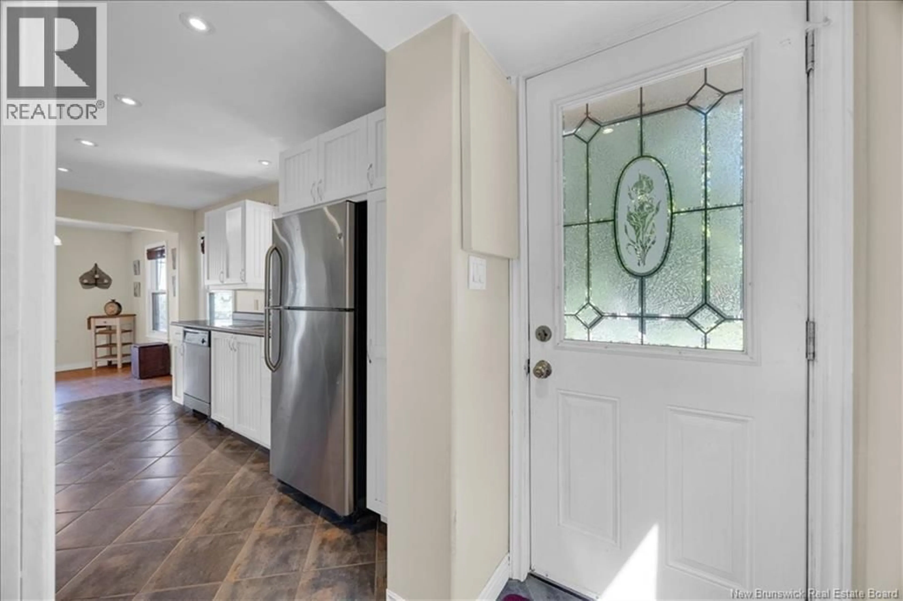 Indoor entryway for 1721 RED HEAD ROAD, Saint John New Brunswick E2P1K5