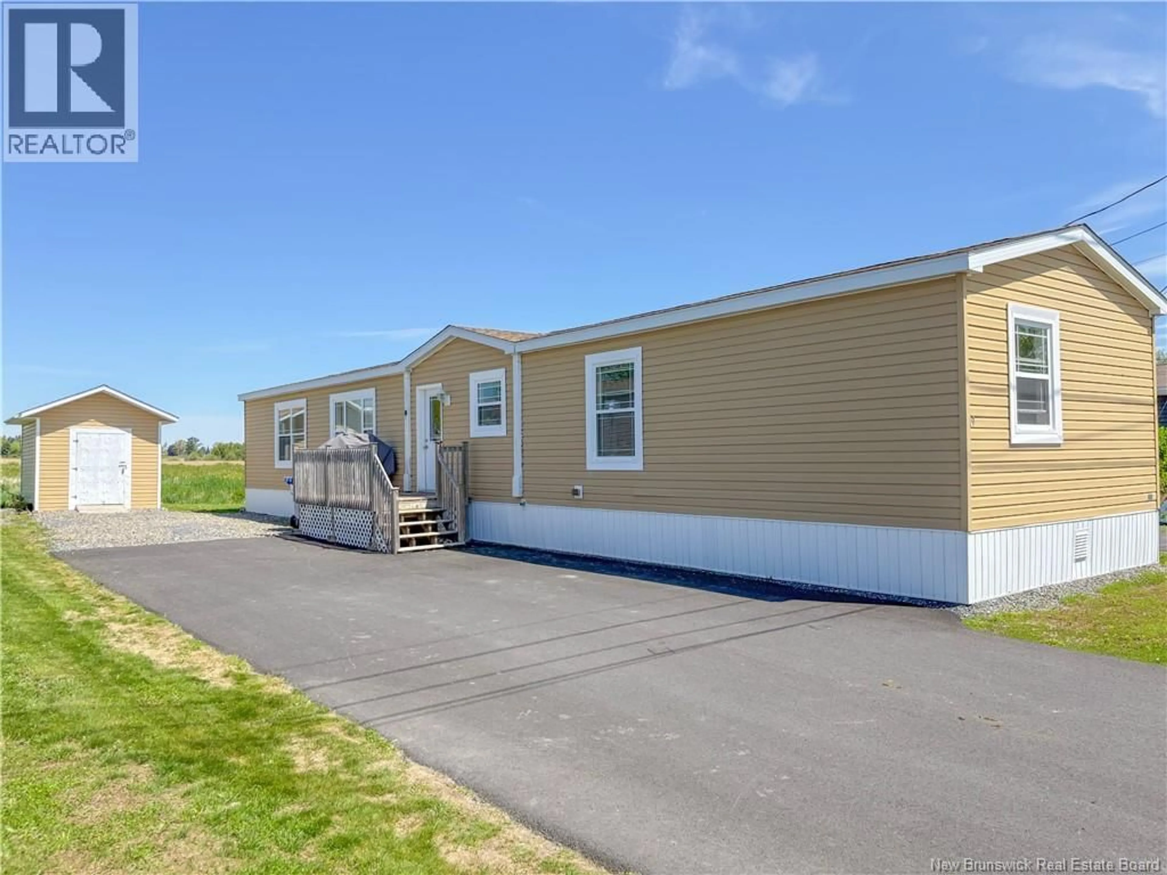 Home with vinyl exterior material, street for 19 CARR LANE, Jacksonville New Brunswick E7M0G2