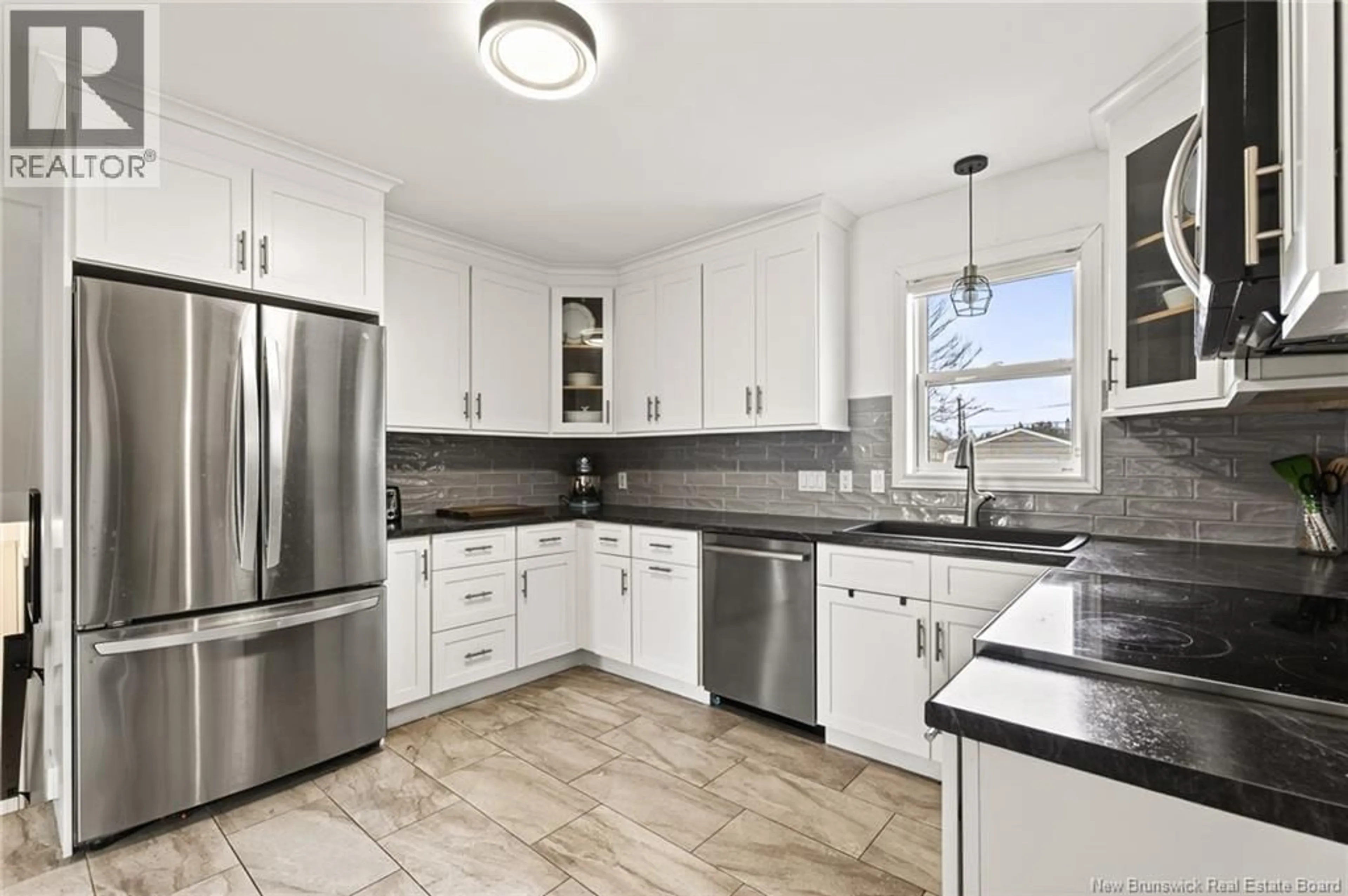 Open concept kitchen, ceramic/tile floor for 8 GORDON STREET, Salisbury New Brunswick E4J2C5