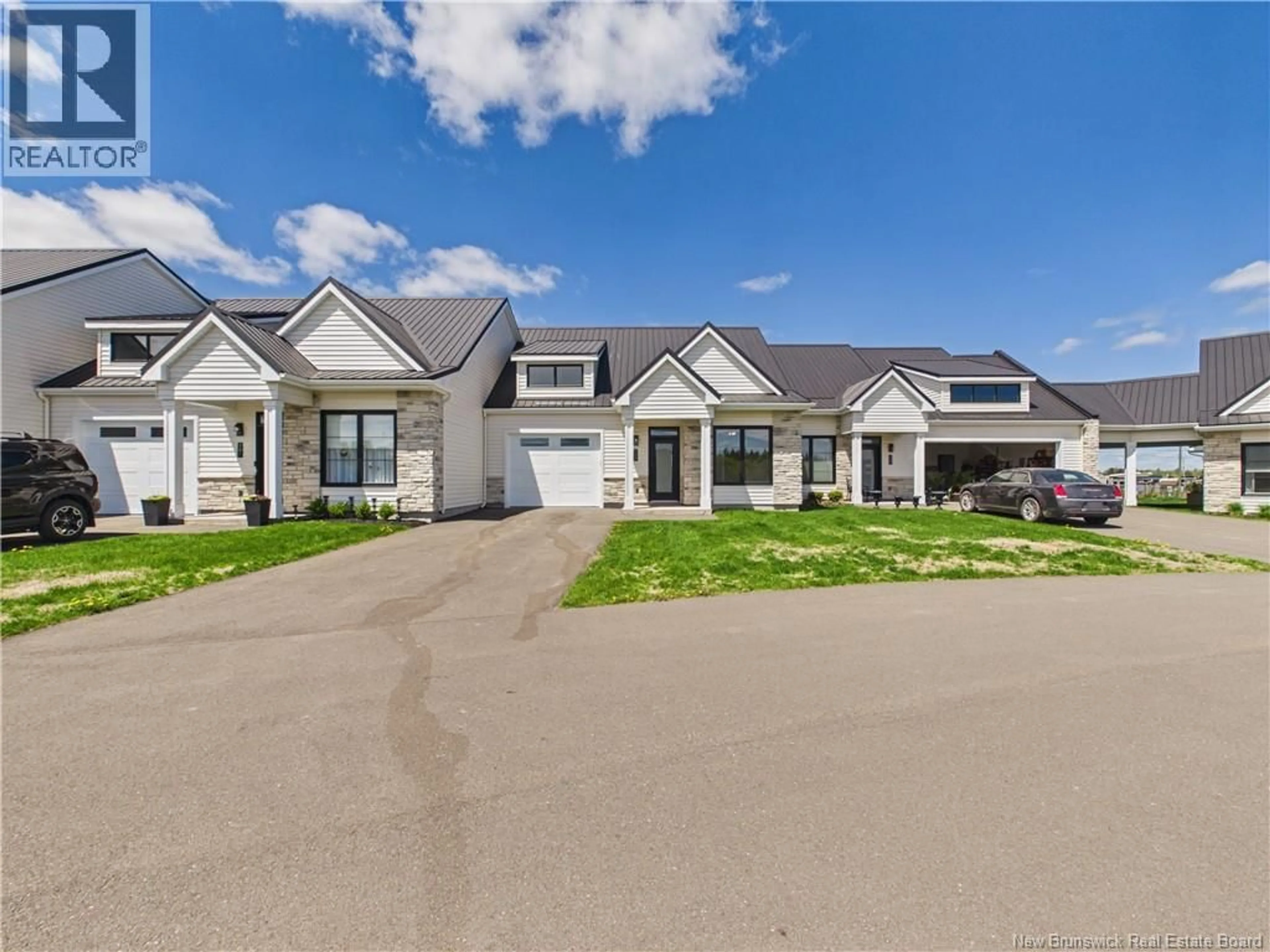 A pic from outside/outdoor area/front of a property/back of a property/a pic from drone, street for 108 - 724 ROUTE 133, Pointe-Du-Chêne New Brunswick E4P5A3
