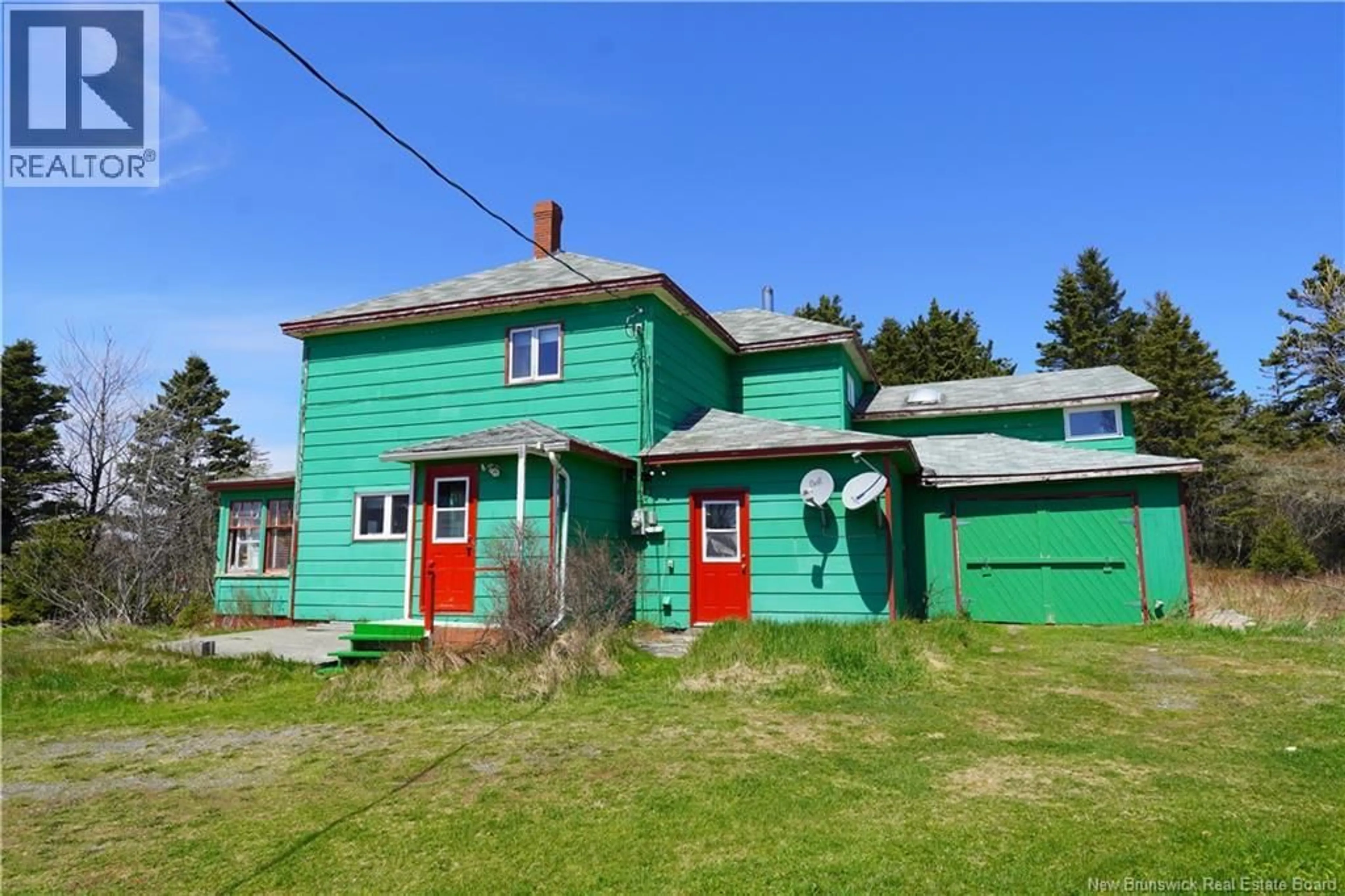 A pic from outside/outdoor area/front of a property/back of a property/a pic from drone, street for 120 WHITE HEAD ROAD, White Head Island New Brunswick E5G1K4