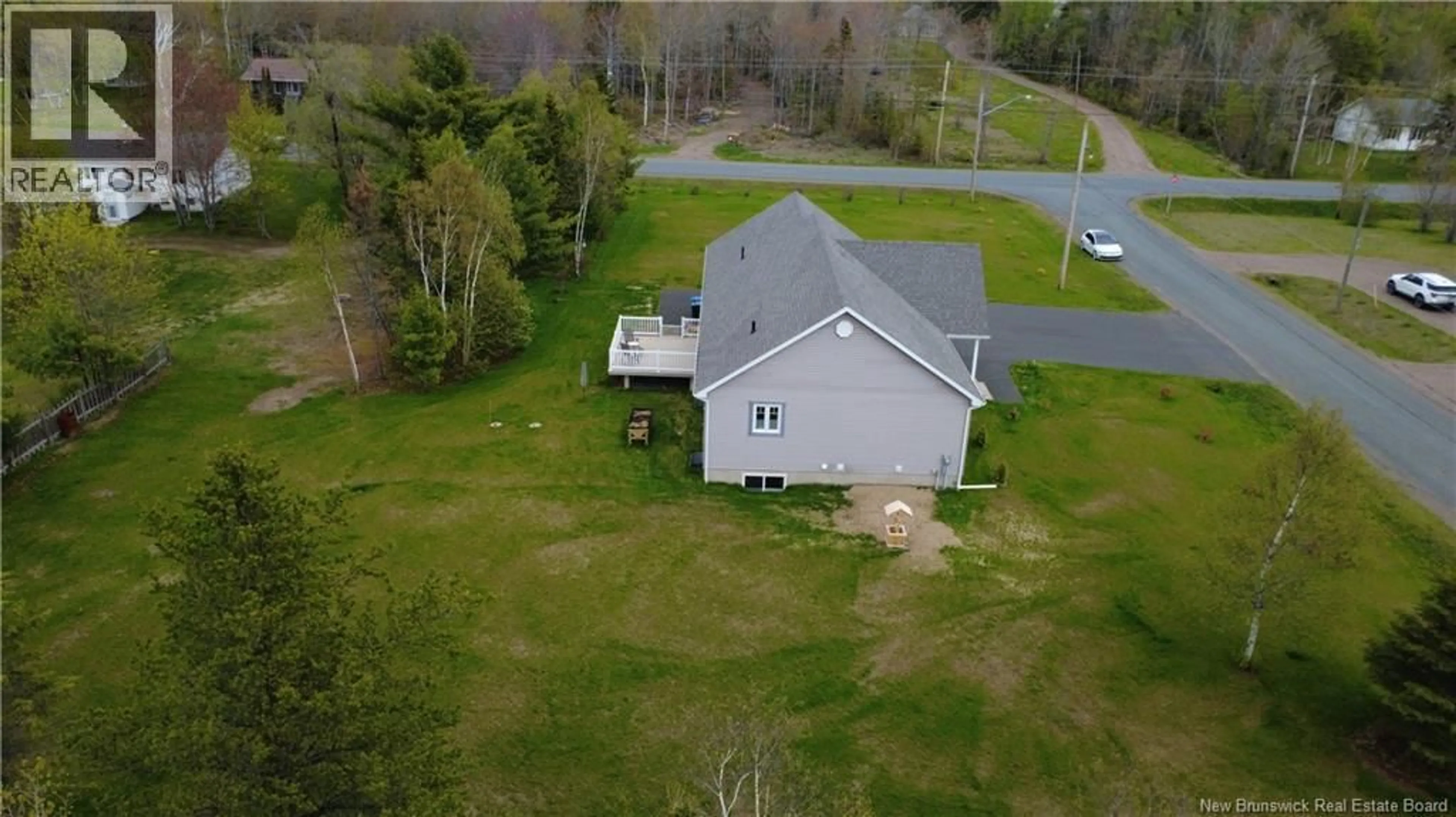 A pic from outside/outdoor area/front of a property/back of a property/a pic from drone, unknown for 15 RUE GIROUARD, Saumarez New Brunswick E1X3K2