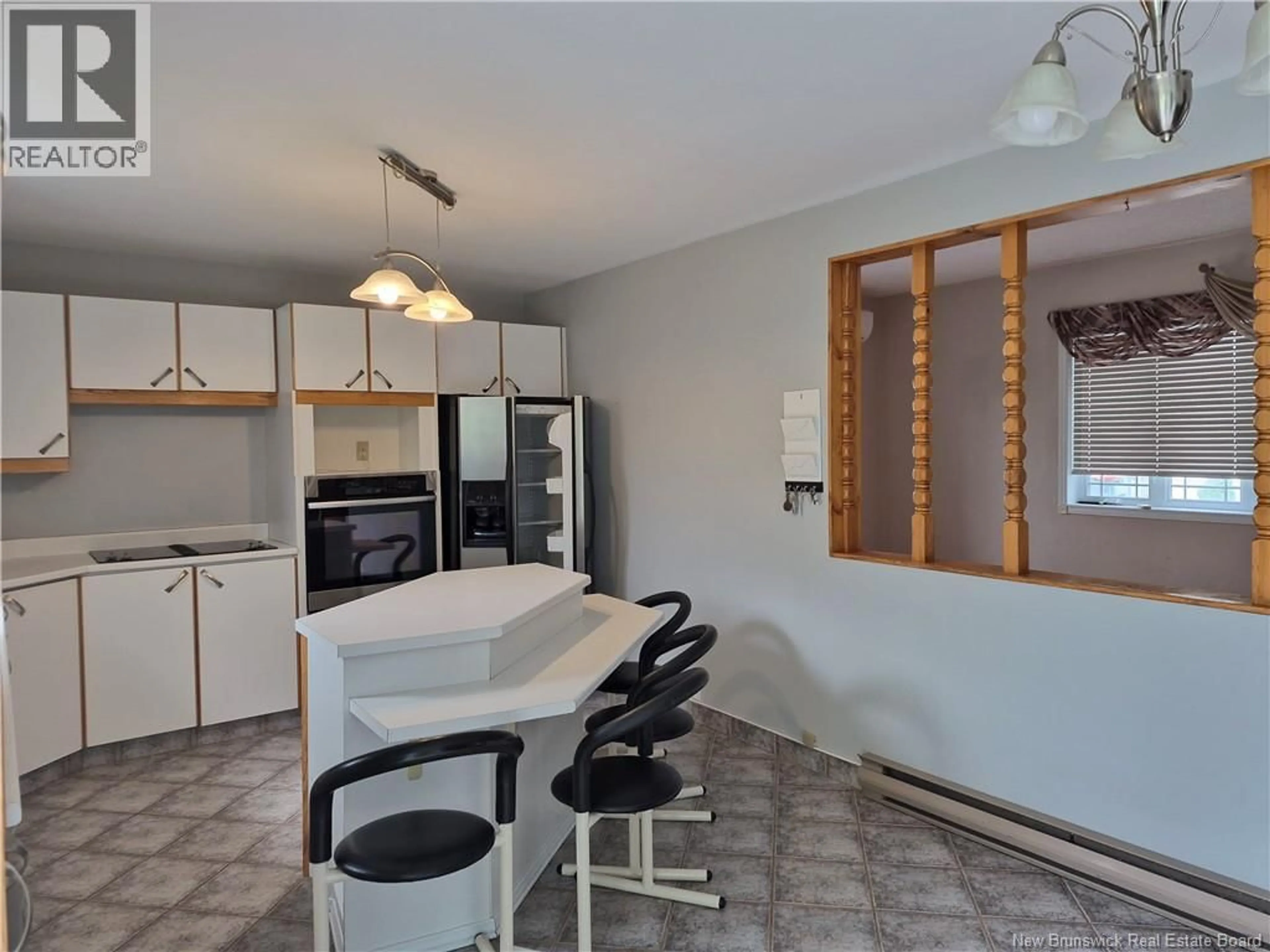 Open concept kitchen, unknown for 115 46TH AVE, Edmundston New Brunswick E3V3B7