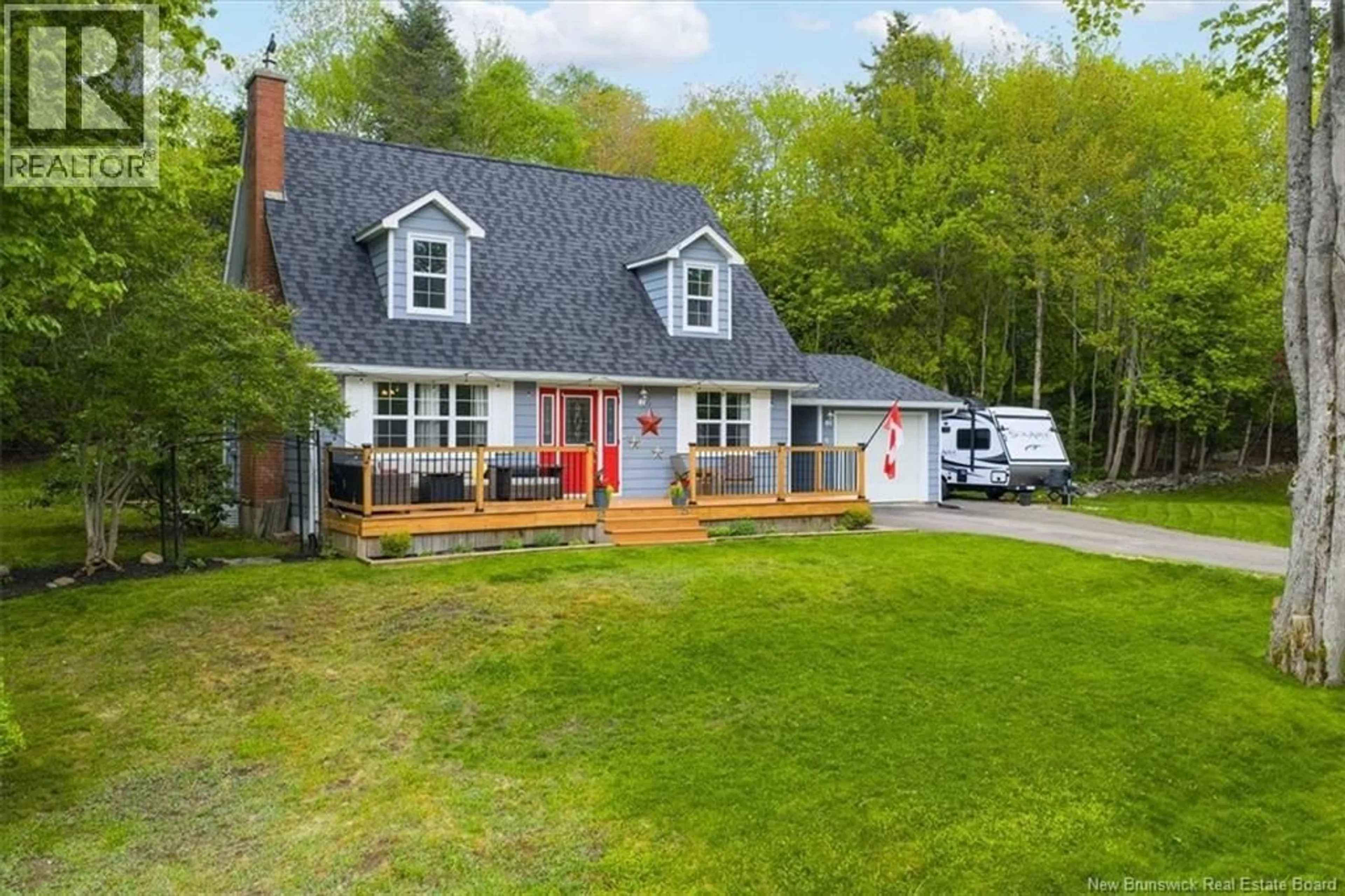 A pic from outside/outdoor area/front of a property/back of a property/a pic from drone, street for 6 CRESTWOOD DRIVE, Rothesay New Brunswick E2E5H4