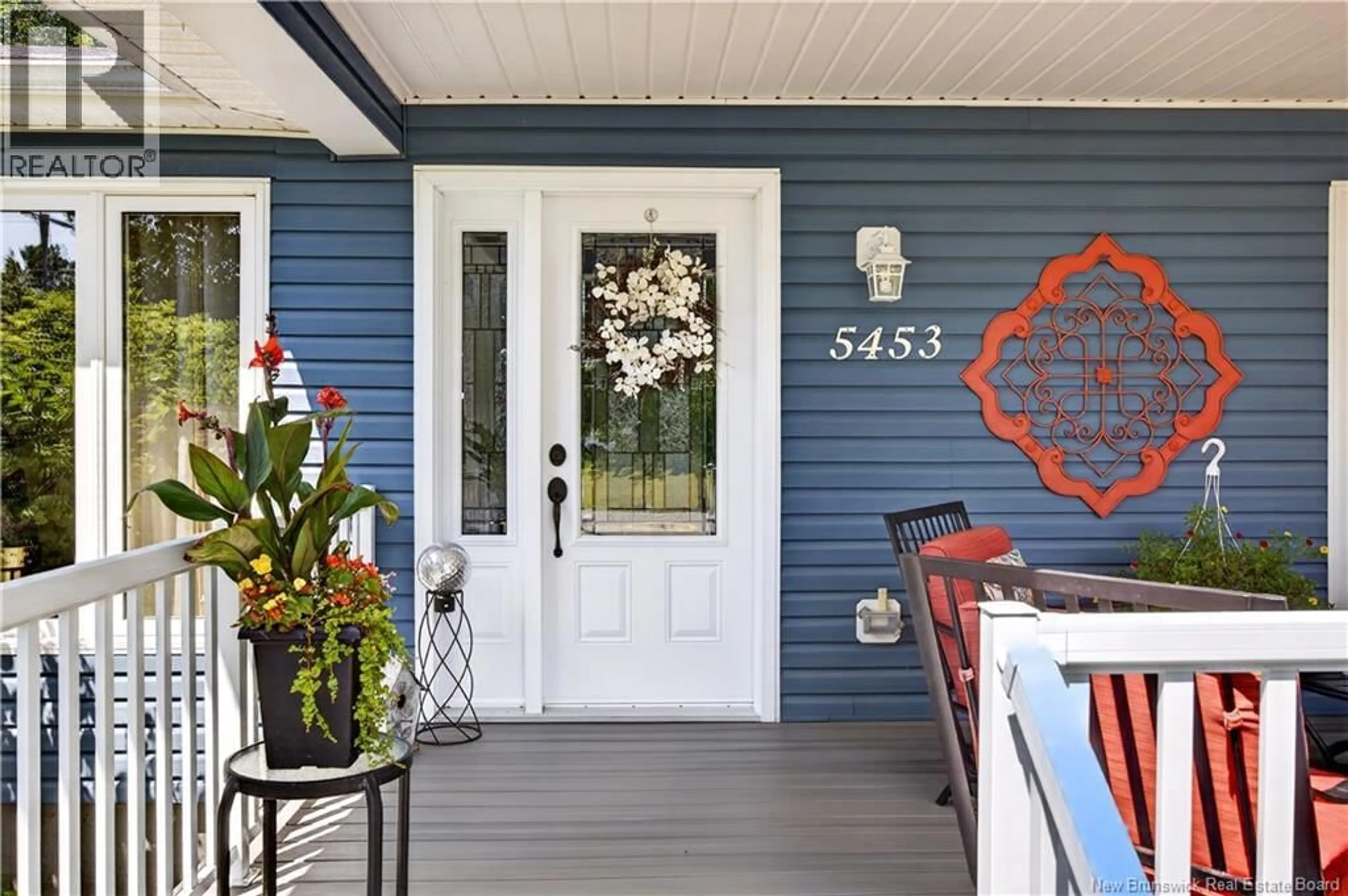 Indoor entryway for 5453 RTE 108, Derby Junction New Brunswick E1V5B4