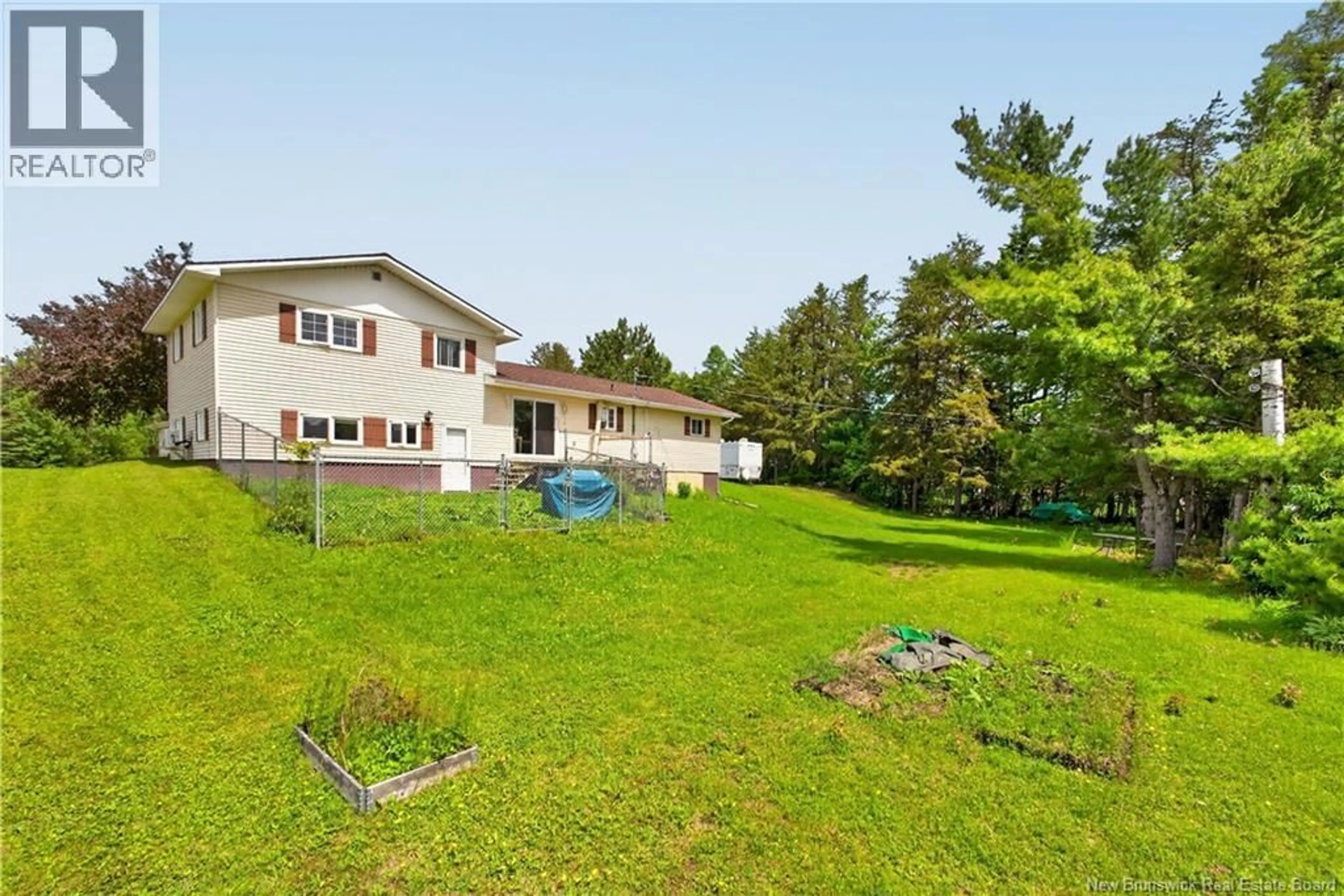 A pic from outside/outdoor area/front of a property/back of a property/a pic from drone, water/lake/river/ocean view for 126 SEVENTH STREET, Miramichi New Brunswick E1V3Y3