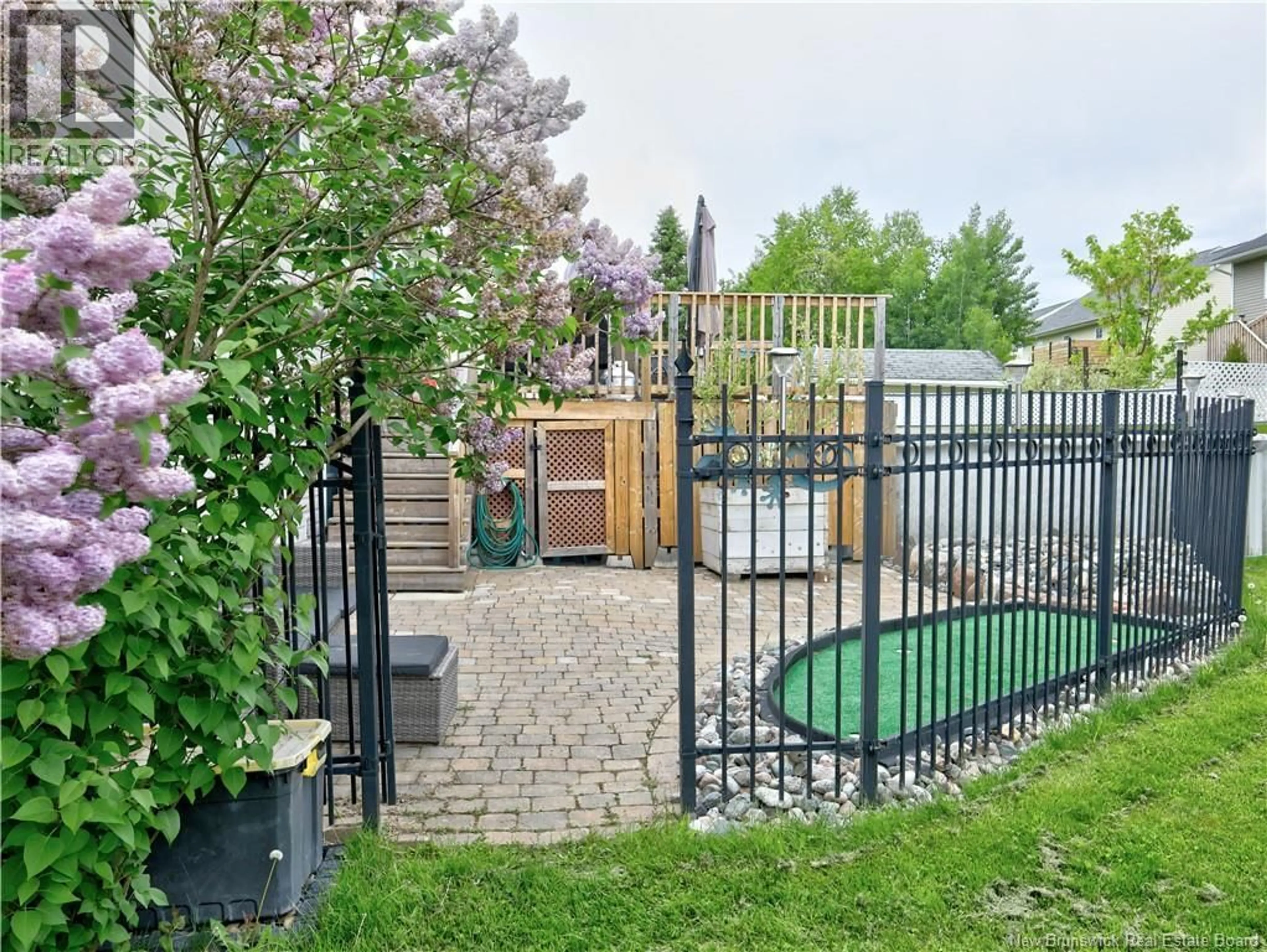 Patio, street for 47 LANSDOWN AVENUE, Oromocto New Brunswick E2V4J7