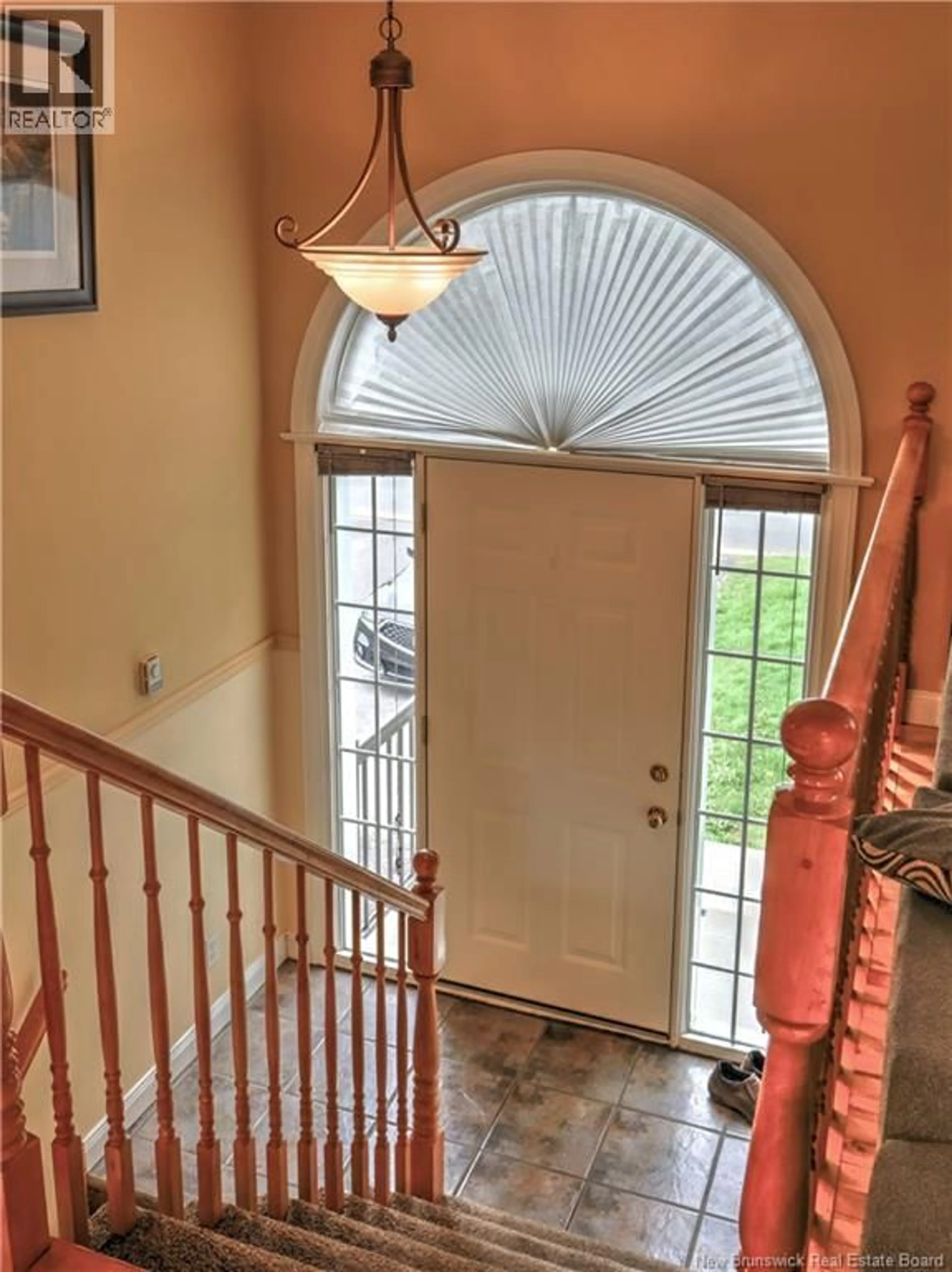 Indoor entryway for 47 LANSDOWN AVENUE, Oromocto New Brunswick E2V4J7