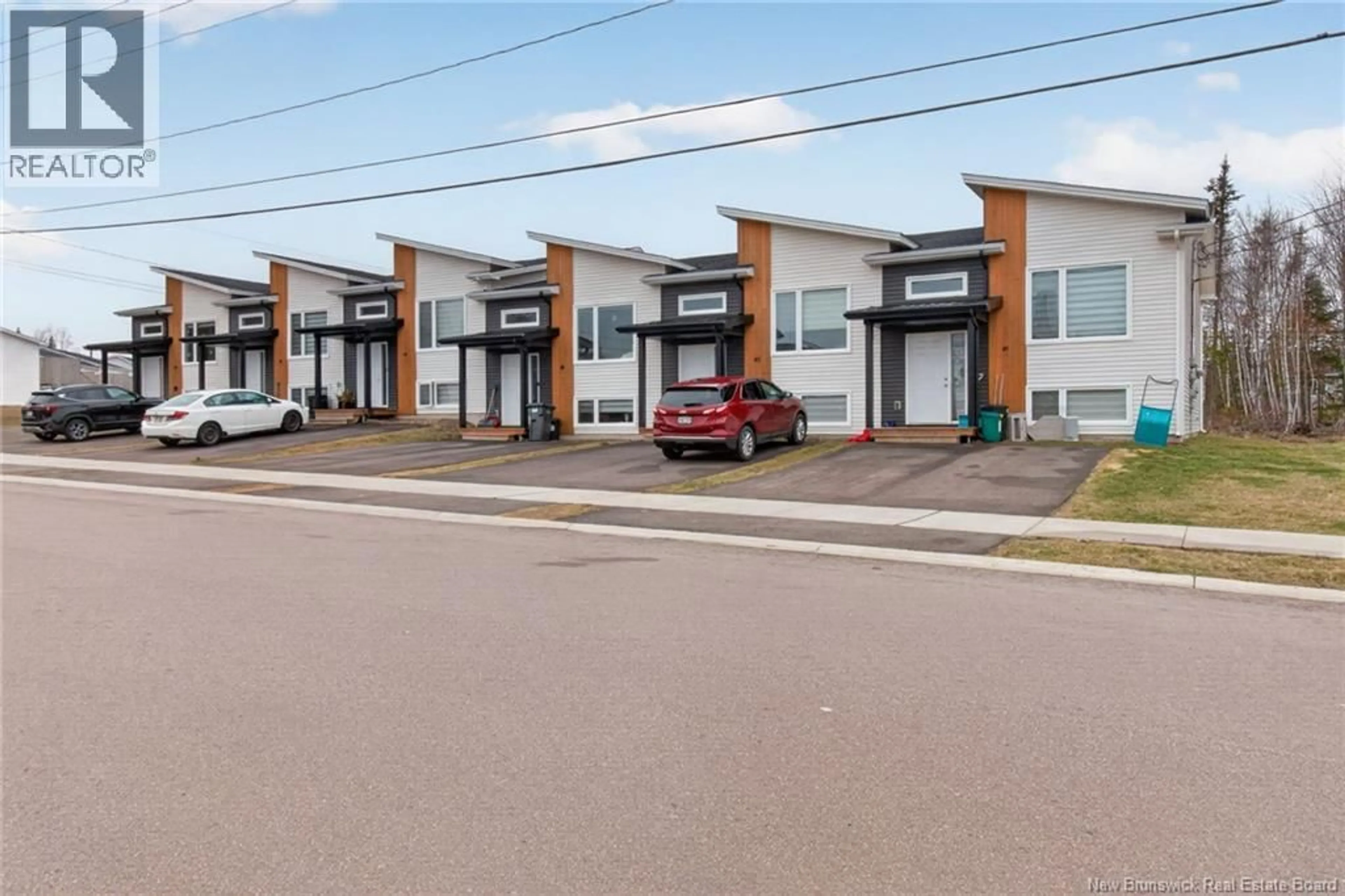 A pic from outside/outdoor area/front of a property/back of a property/a pic from drone, street for 101 NORBERT, Dieppe New Brunswick E1A8R4