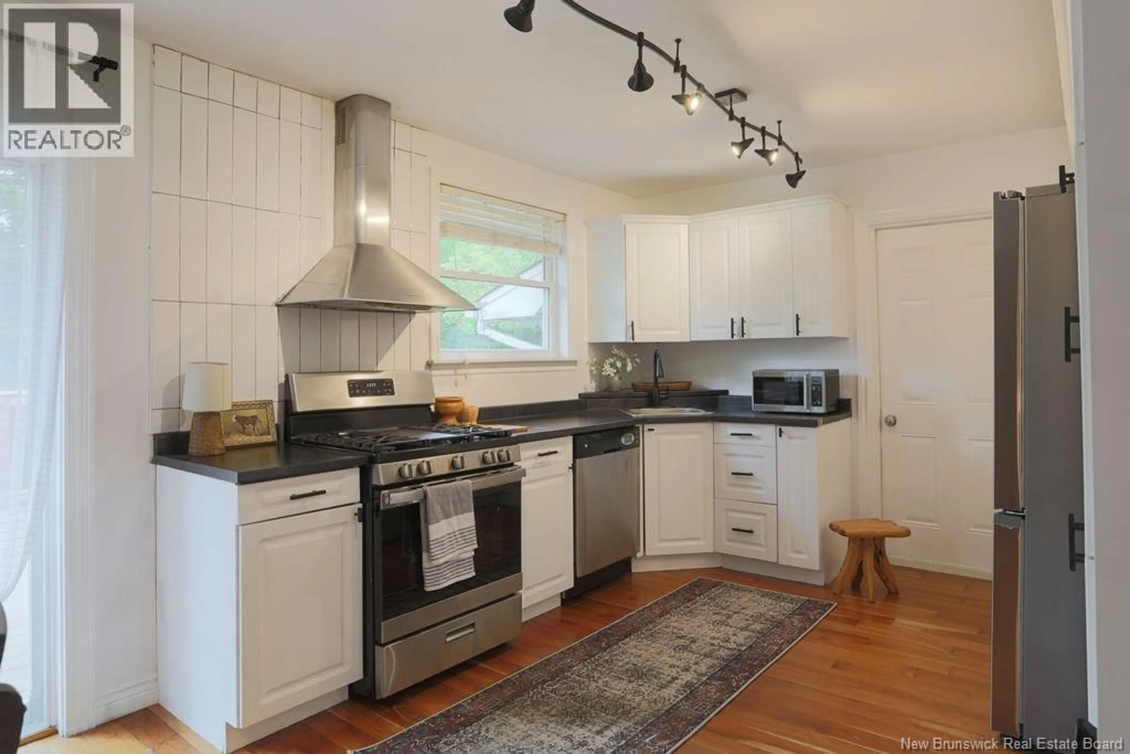 Open concept kitchen, unknown for 11 KENNEVIEW DRIVE, Quispamsis New Brunswick E2E1A4