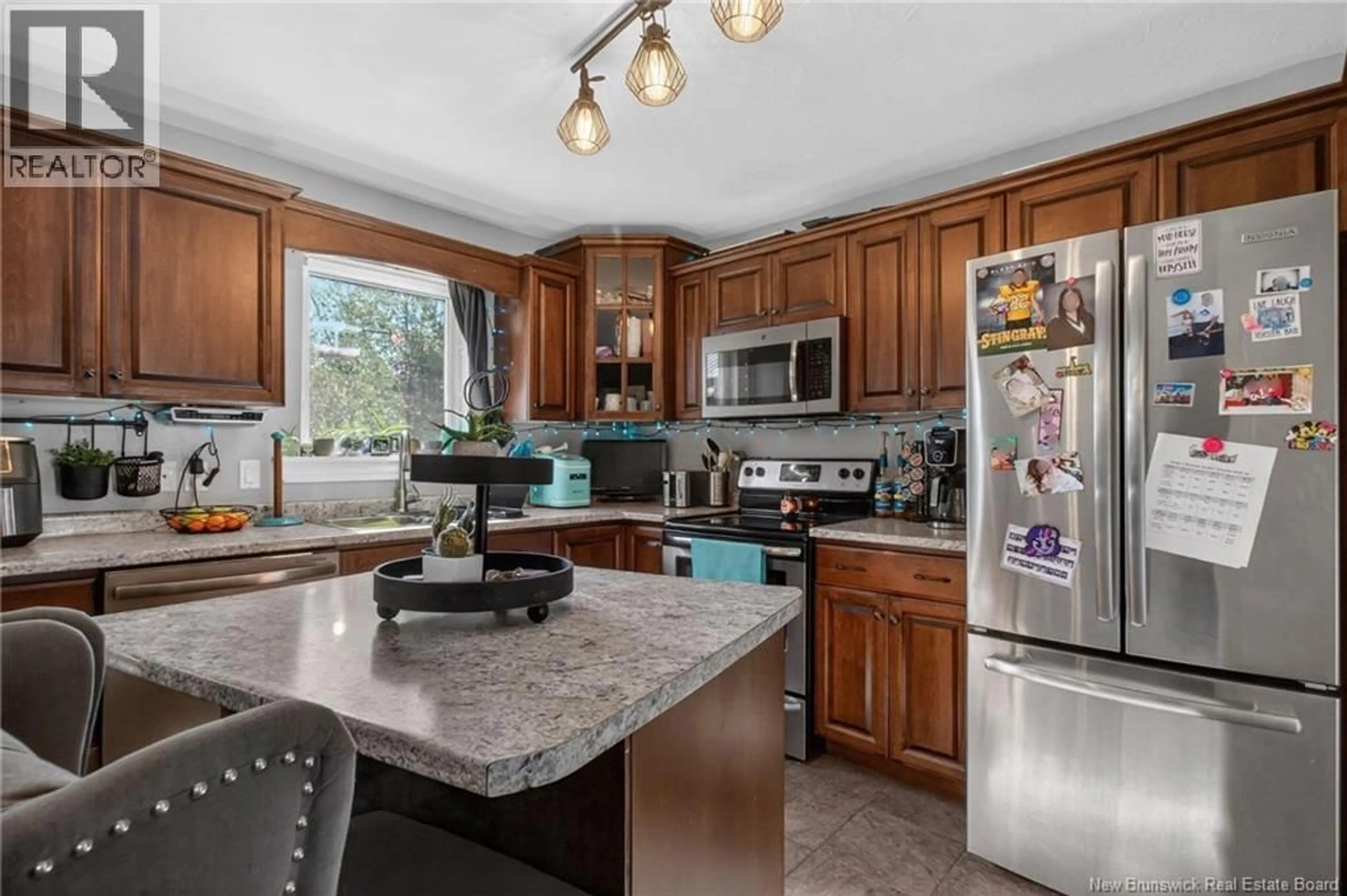 Open concept kitchen, ceramic/tile floor for 19 NAPLES DRIVE, Moncton New Brunswick E1G0T5