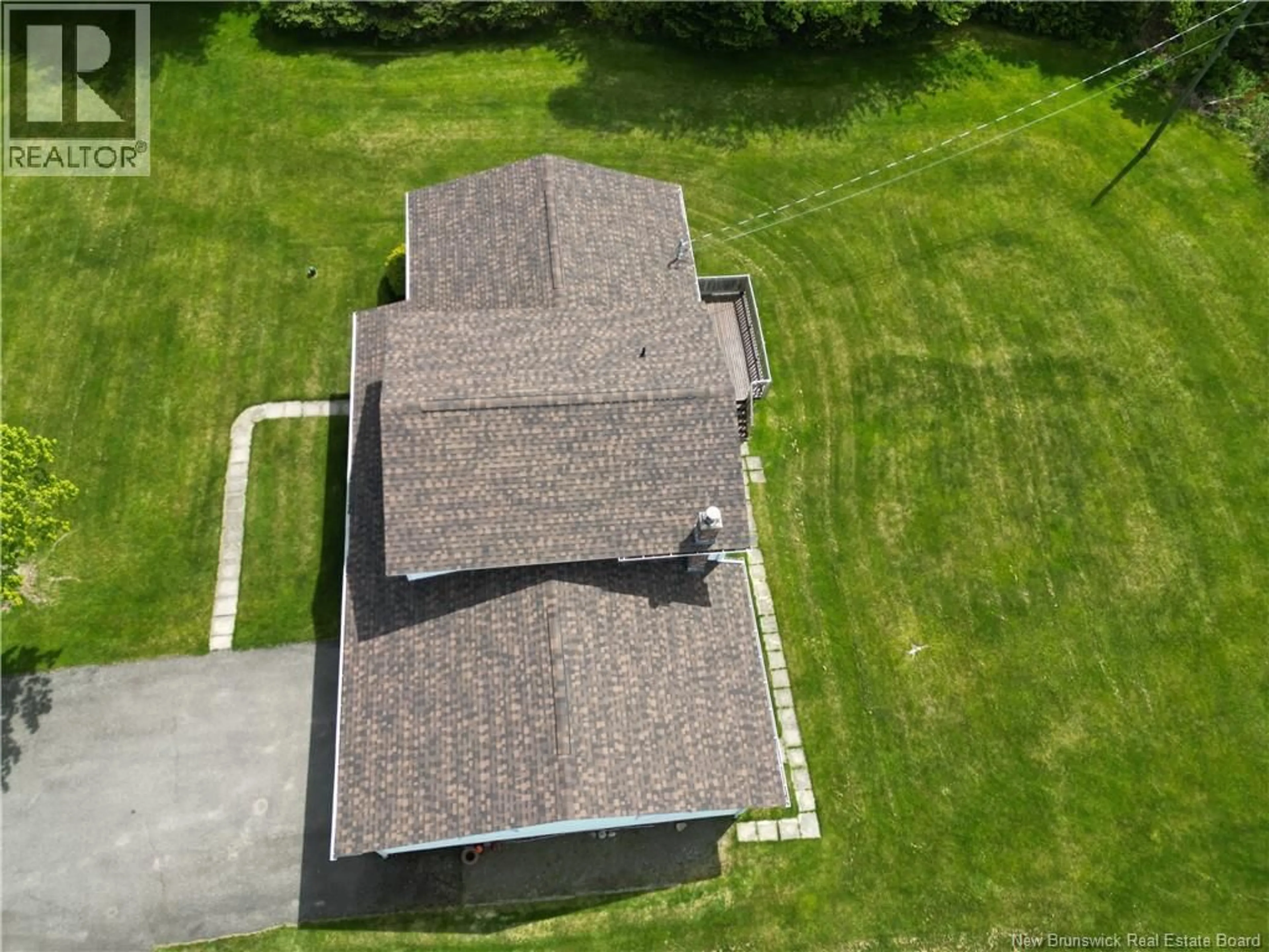 A pic from outside/outdoor area/front of a property/back of a property/a pic from drone, unknown for 68 SOMERSET DRIVE, Hanwell New Brunswick E3C1M8