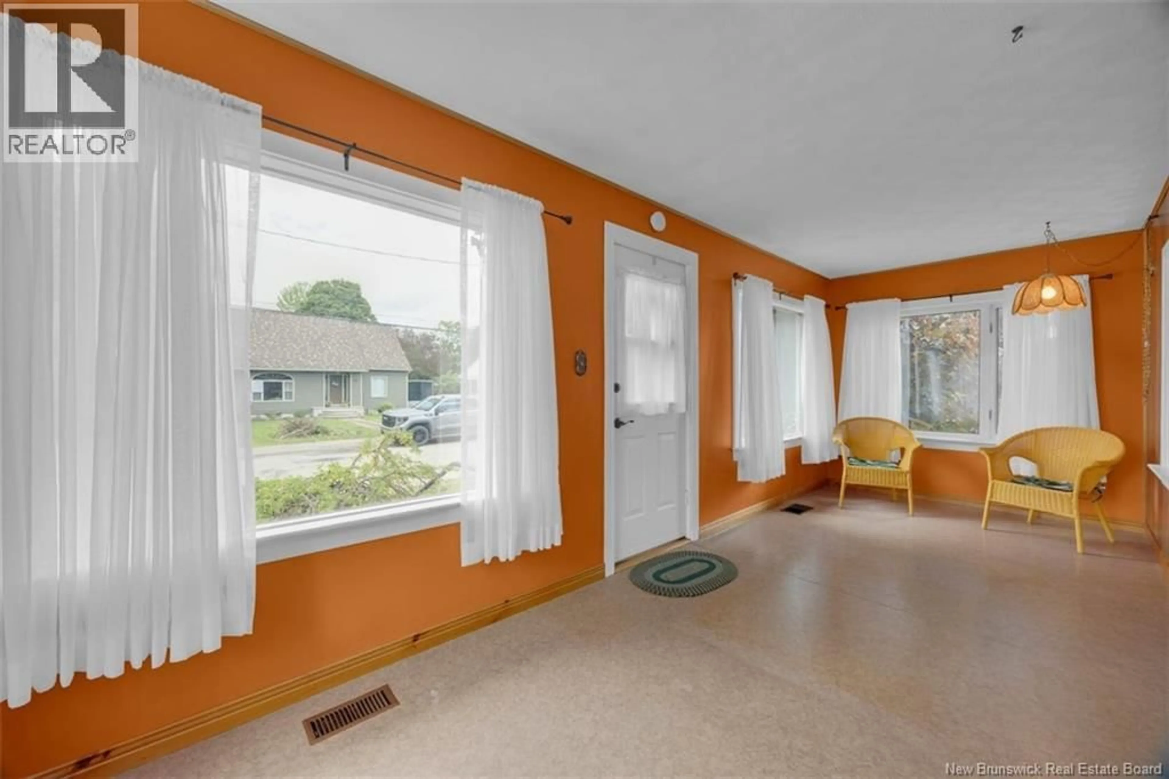 Indoor entryway for 30 STEWART AVENUE, Sussex New Brunswick E4E2E6