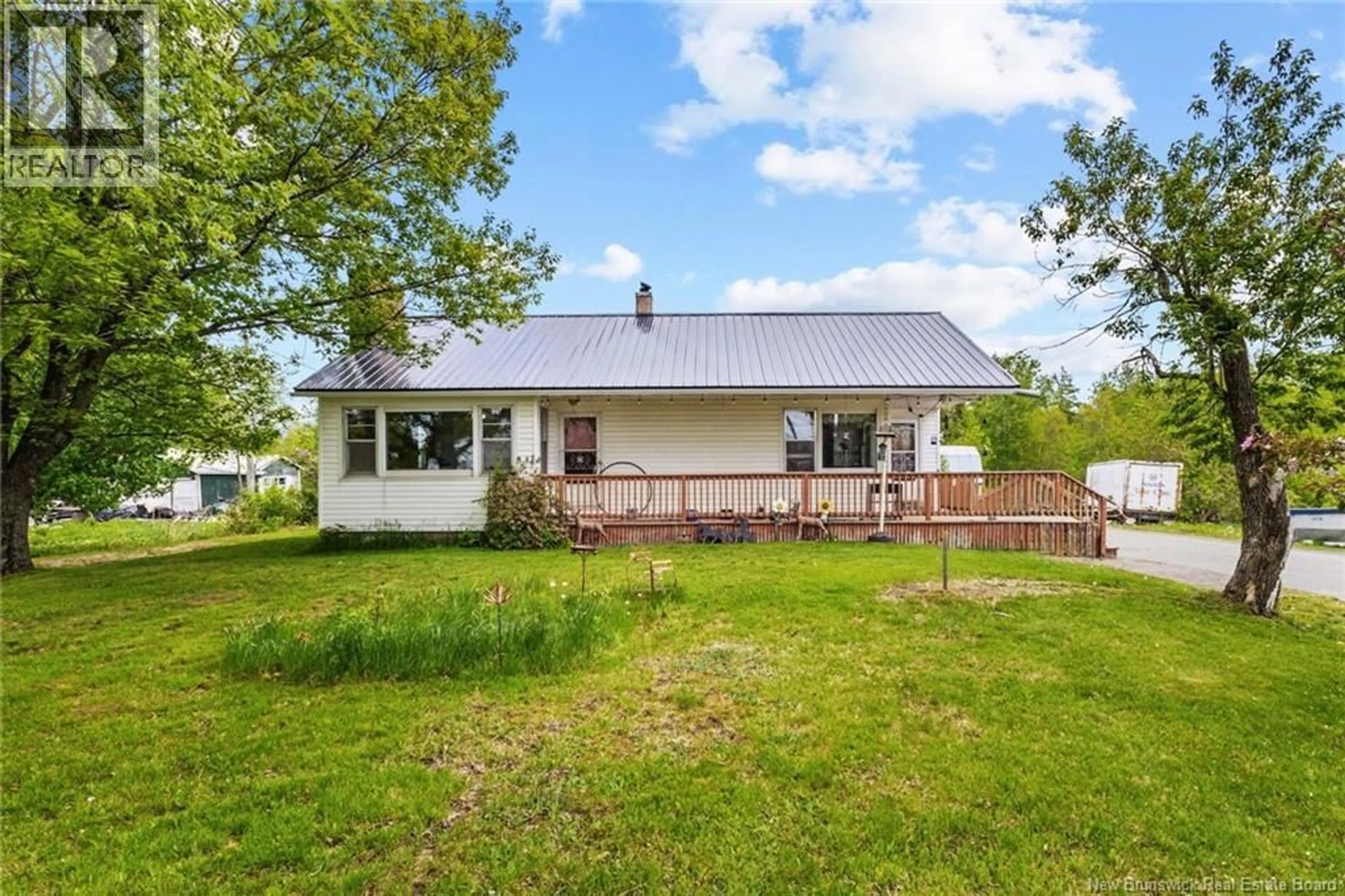 A pic from outside/outdoor area/front of a property/back of a property/a pic from drone, unknown for 4367 HERITAGE DRIVE, Tracy New Brunswick E5L1B4