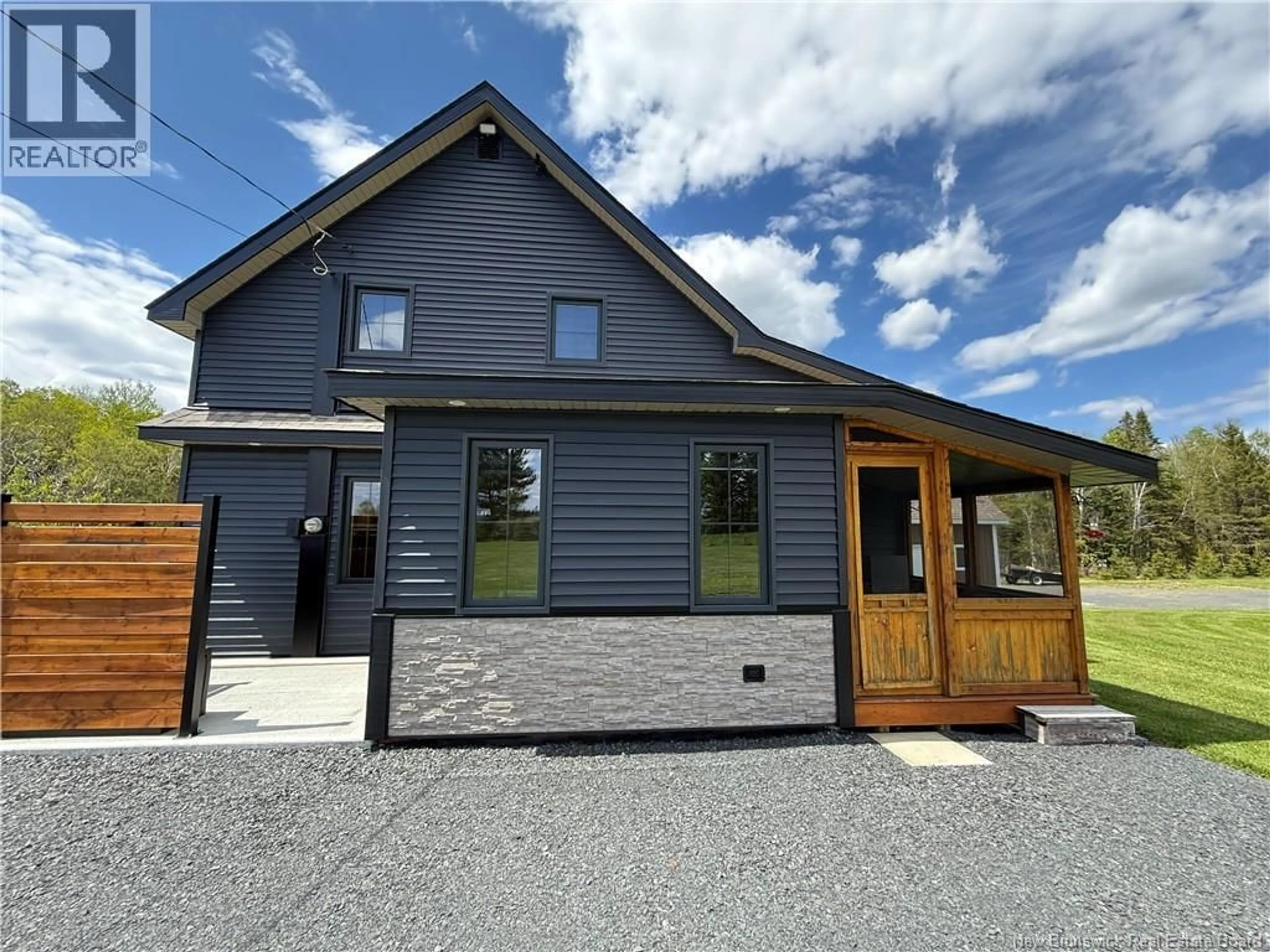 Home with vinyl exterior material, street for 133 CHEMIN F. BERNIER ROAD, Saint-Joseph-De-Madawaska New Brunswick E7B2M7