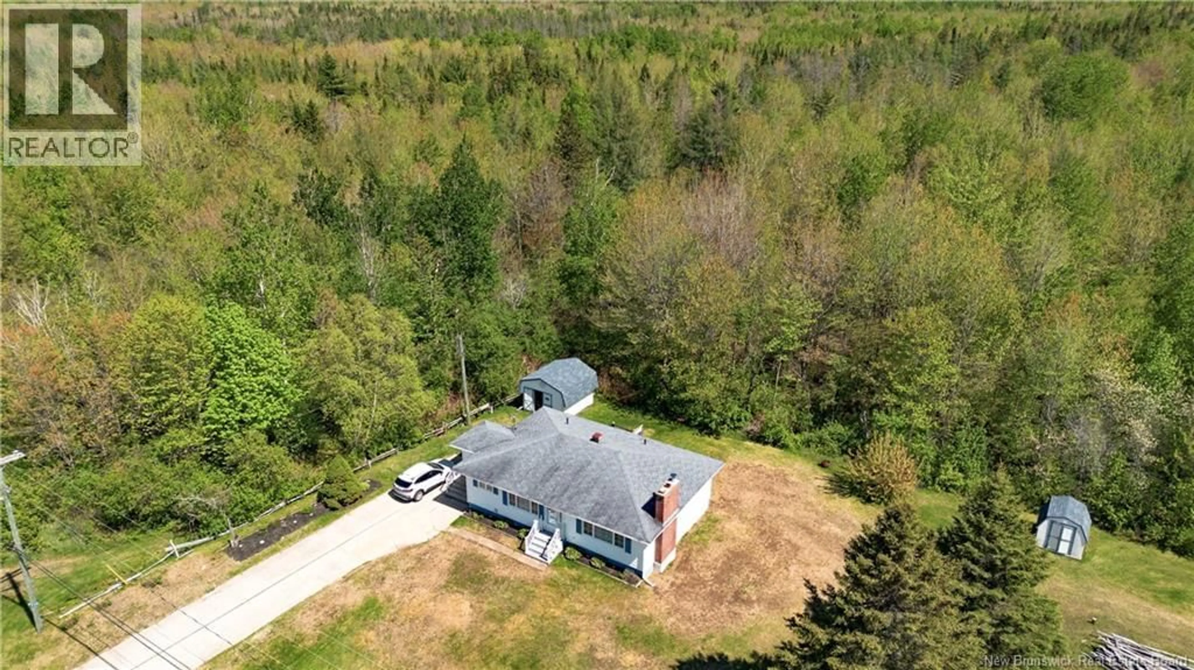 A pic from outside/outdoor area/front of a property/back of a property/a pic from drone, building for 110 ROUTE 505, Sainte-Anne-De-Kent New Brunswick E4S1K3