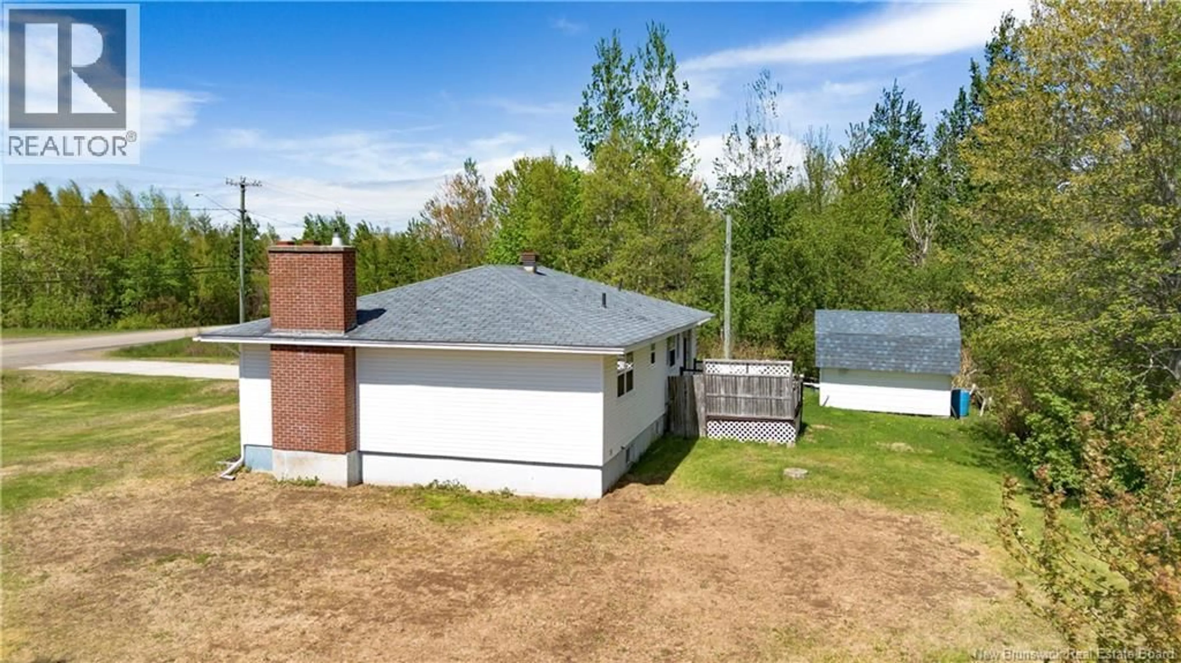 A pic from outside/outdoor area/front of a property/back of a property/a pic from drone, building for 110 ROUTE 505, Sainte-Anne-De-Kent New Brunswick E4S1K3