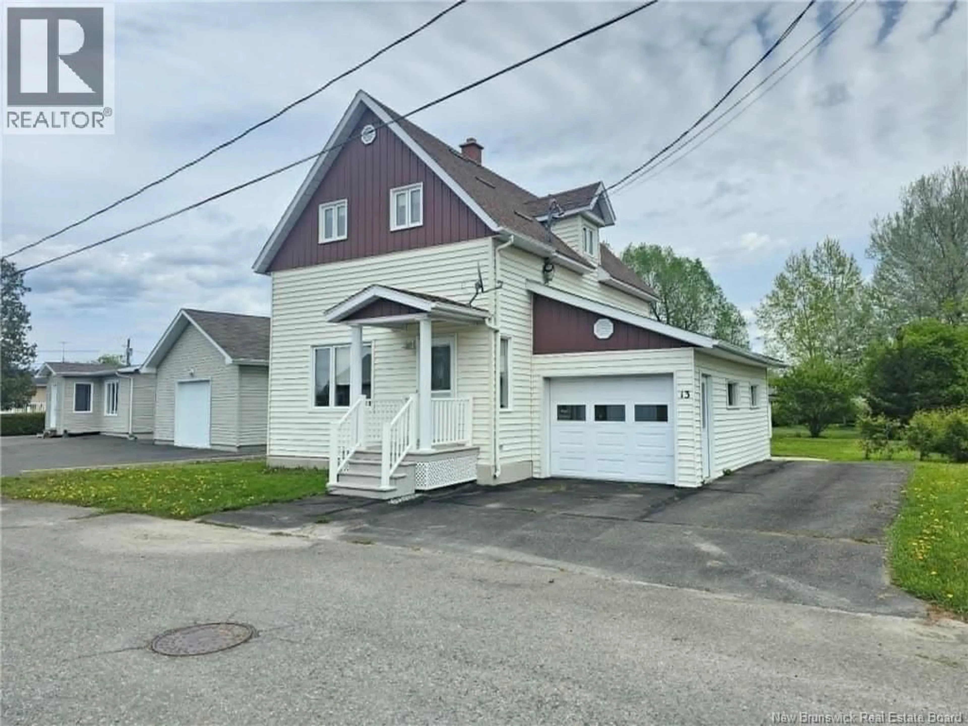 A pic from outside/outdoor area/front of a property/back of a property/a pic from drone, street for 13 VIOLETTE, Saint-Léonard New Brunswick E7E1Z8
