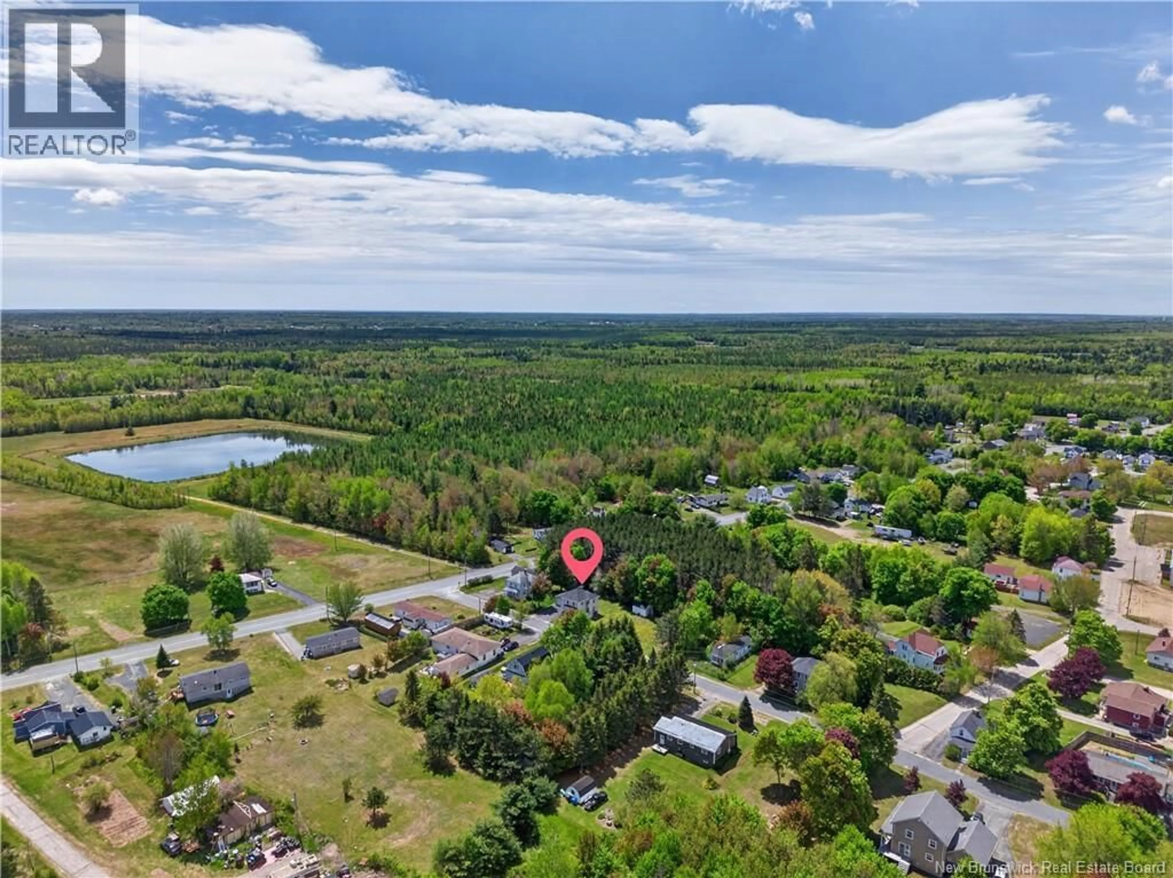 A pic from outside/outdoor area/front of a property/back of a property/a pic from drone, water/lake/river/ocean view for 25 KNOX STREET, Miramichi New Brunswick E1N4K1