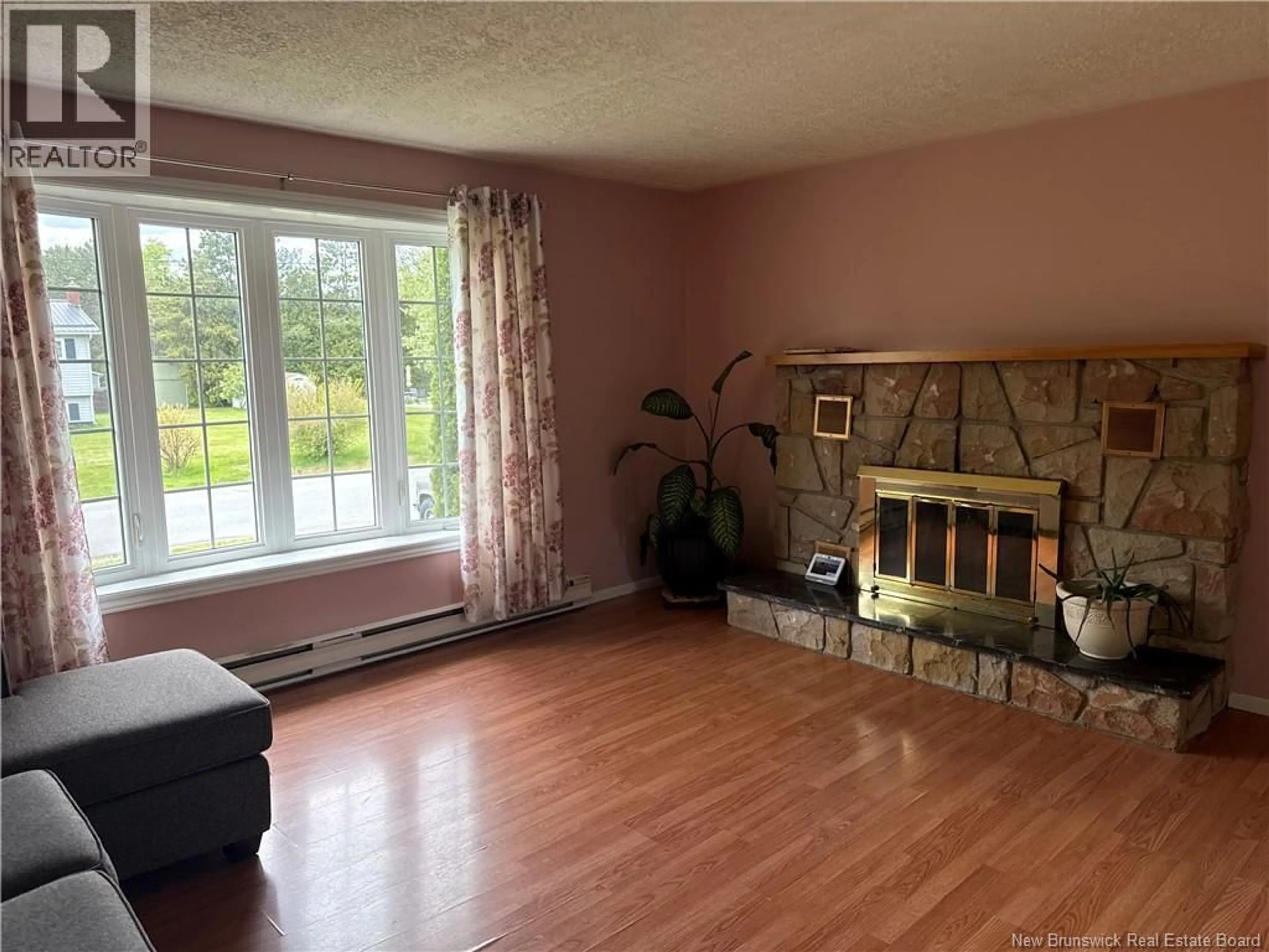A pic of a room for 180 HUTCHISON DRIVE, Miramichi New Brunswick E1V6C2