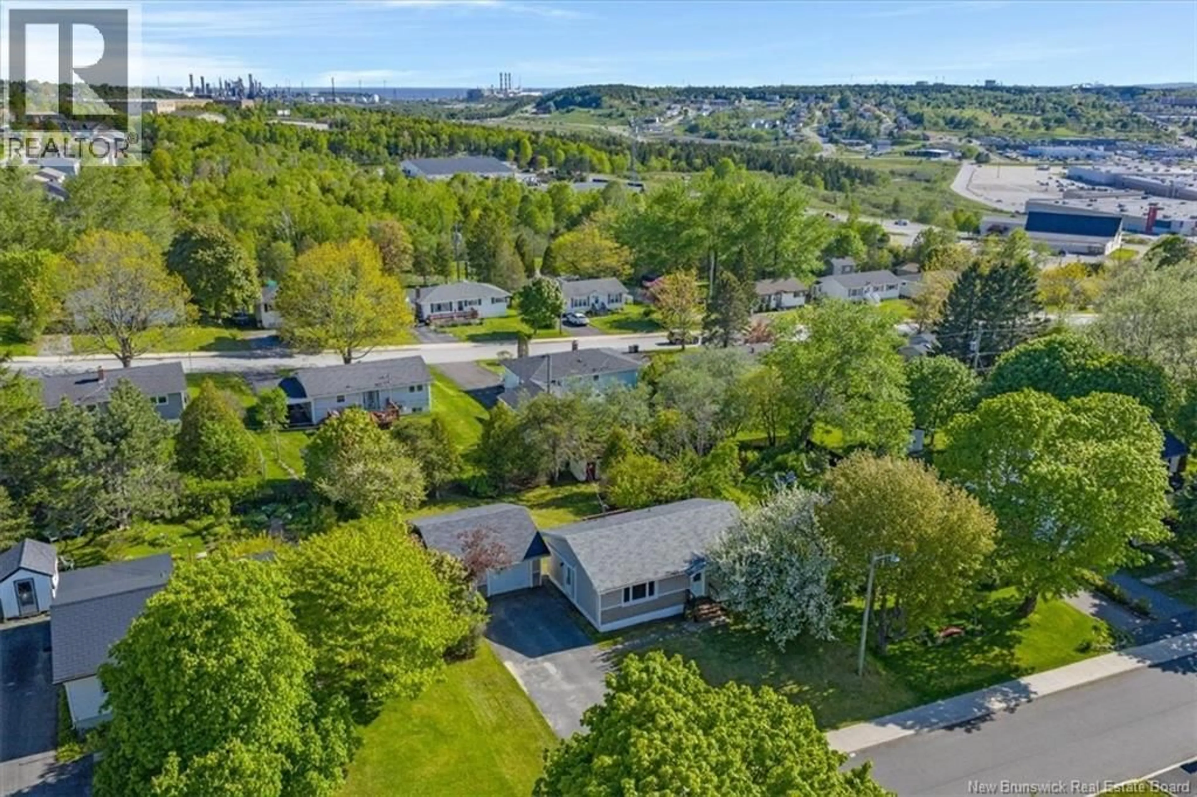 A pic from outside/outdoor area/front of a property/back of a property/a pic from drone, water/lake/river/ocean view for 22 ALPINE STREET, Saint John New Brunswick E2J2X2