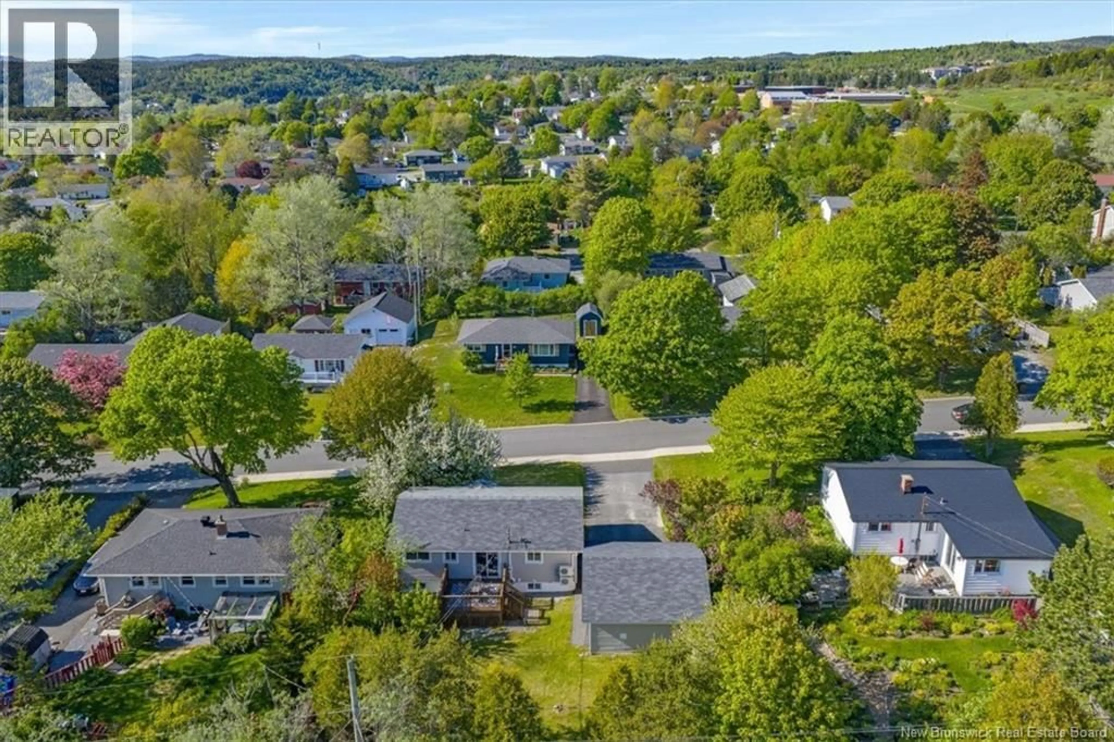 A pic from outside/outdoor area/front of a property/back of a property/a pic from drone, street for 22 ALPINE STREET, Saint John New Brunswick E2J2X2