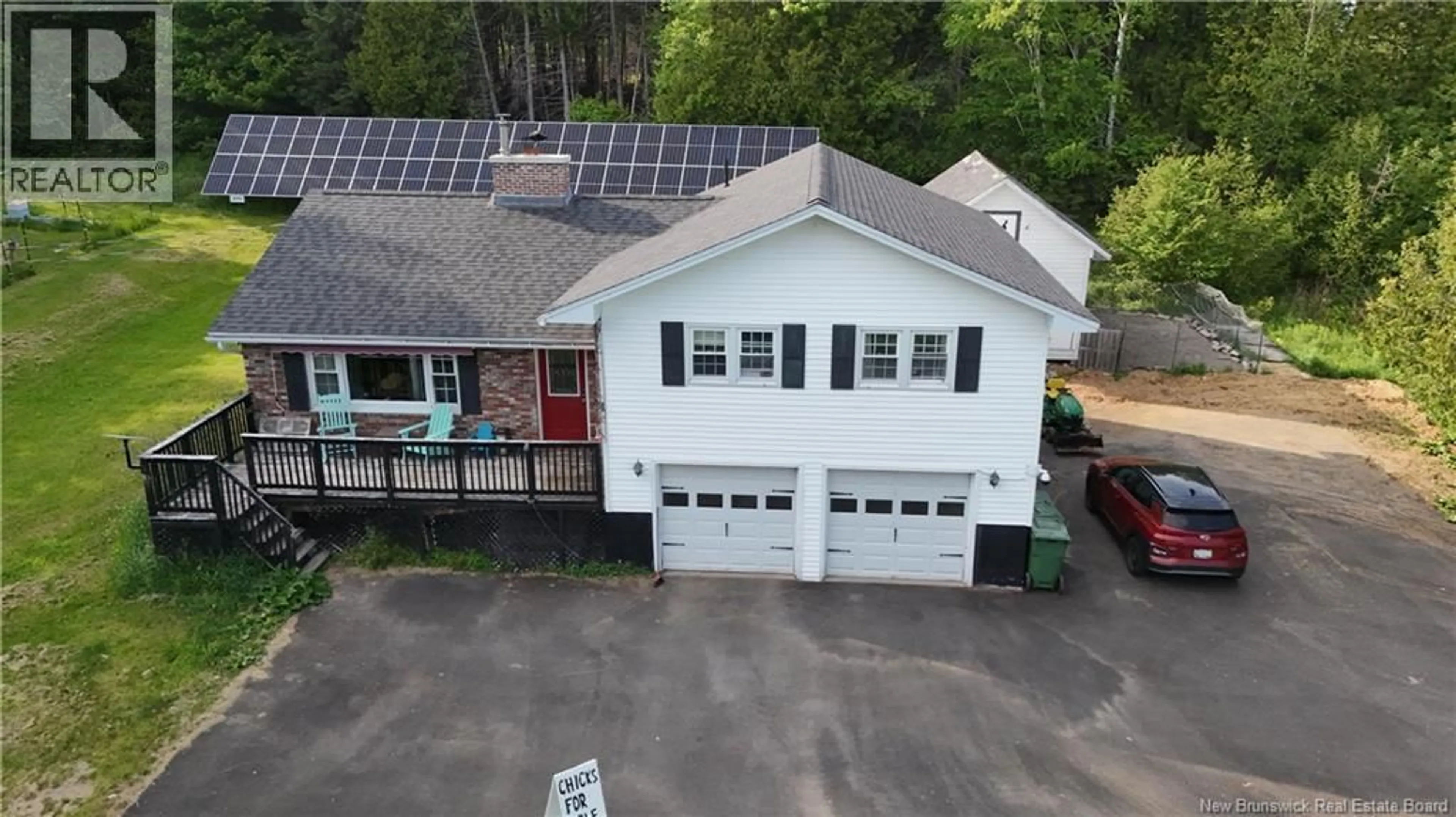 A pic from outside/outdoor area/front of a property/back of a property/a pic from drone, building for 381 MAZEROLLE SETTLEMENT ROAD, Upper Kingsclear New Brunswick E3E1W9
