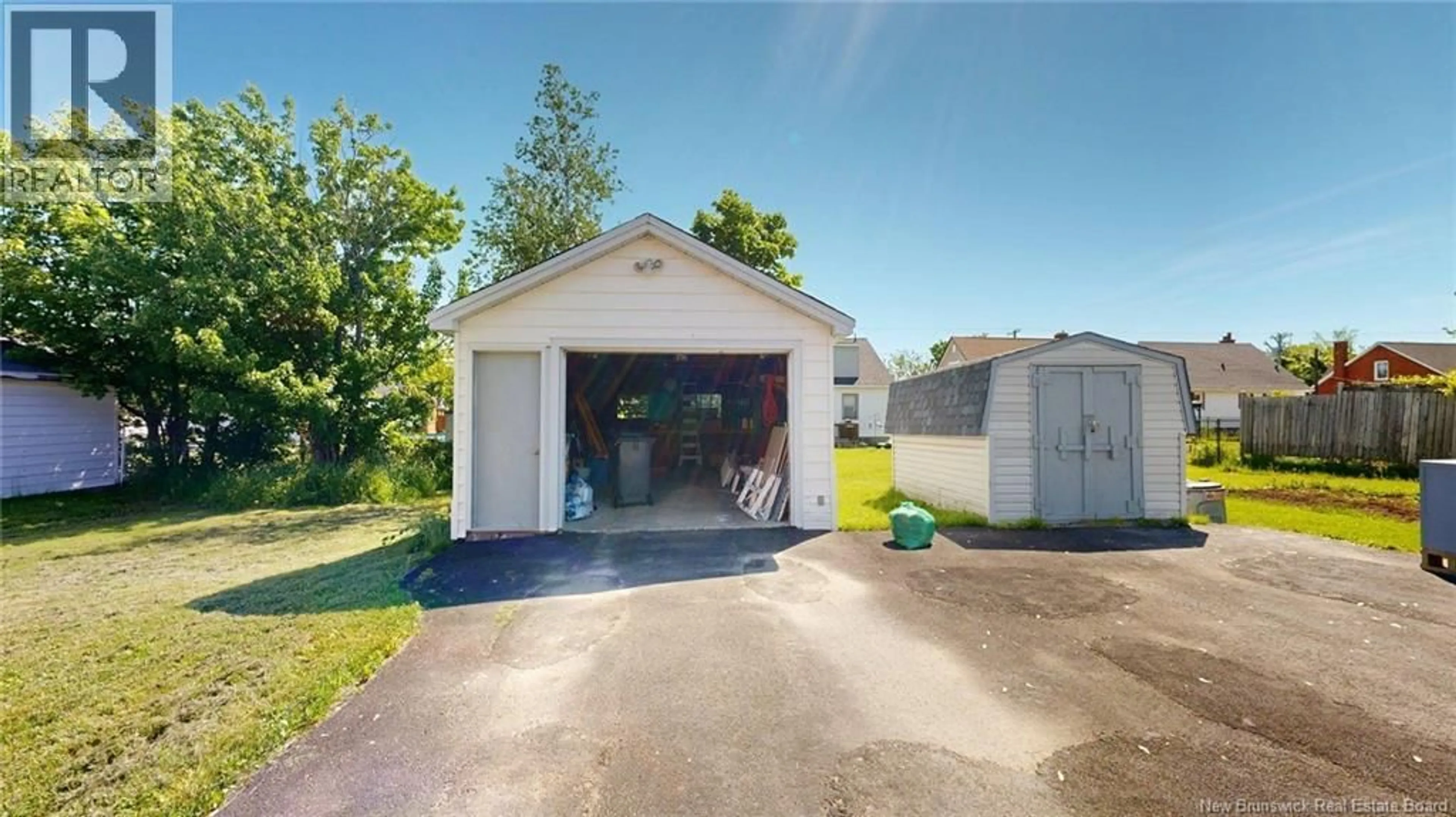Indoor garage for 29 HUMPHREY STREET, Moncton New Brunswick E1C6N8