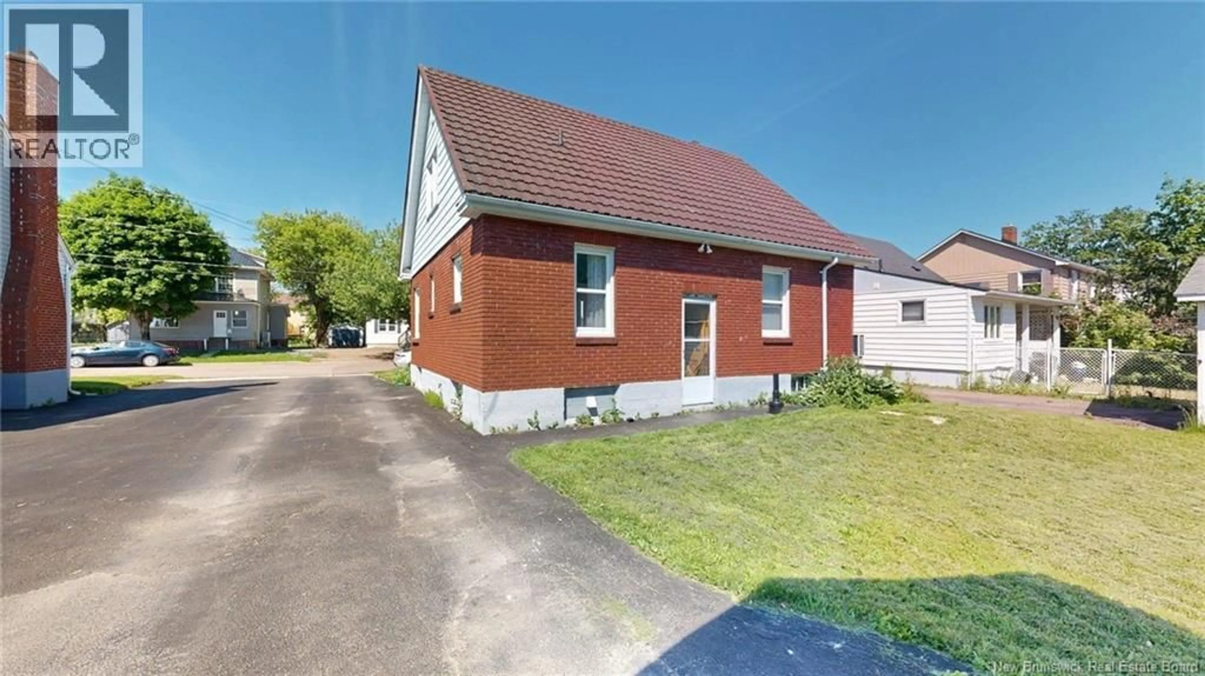 A pic from outside/outdoor area/front of a property/back of a property/a pic from drone, street for 29 HUMPHREY STREET, Moncton New Brunswick E1C6N8