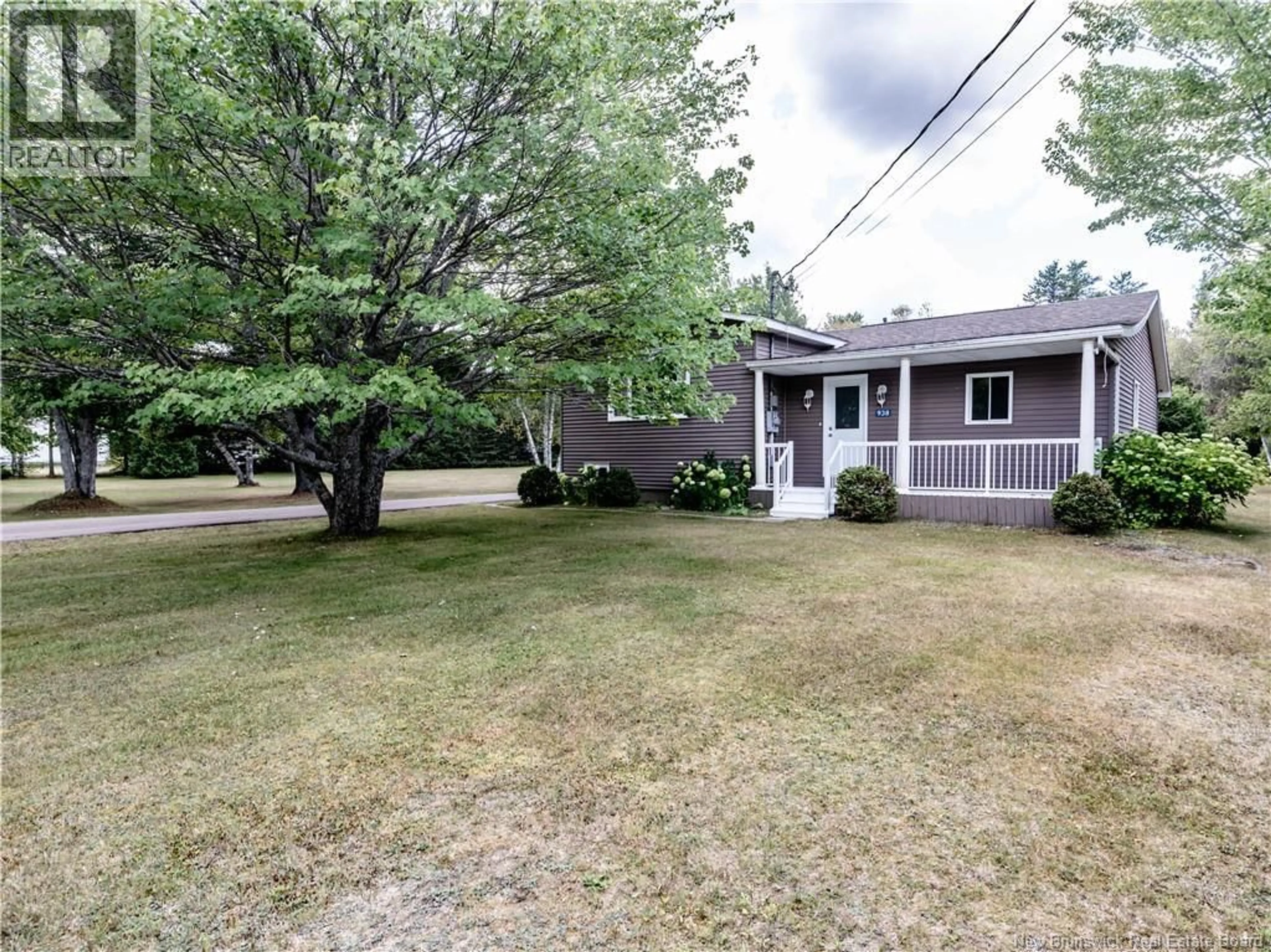A pic from outside/outdoor area/front of a property/back of a property/a pic from drone, street for 938 DE LA PETITE RIVIERE, Aldouane New Brunswick E4W5C4