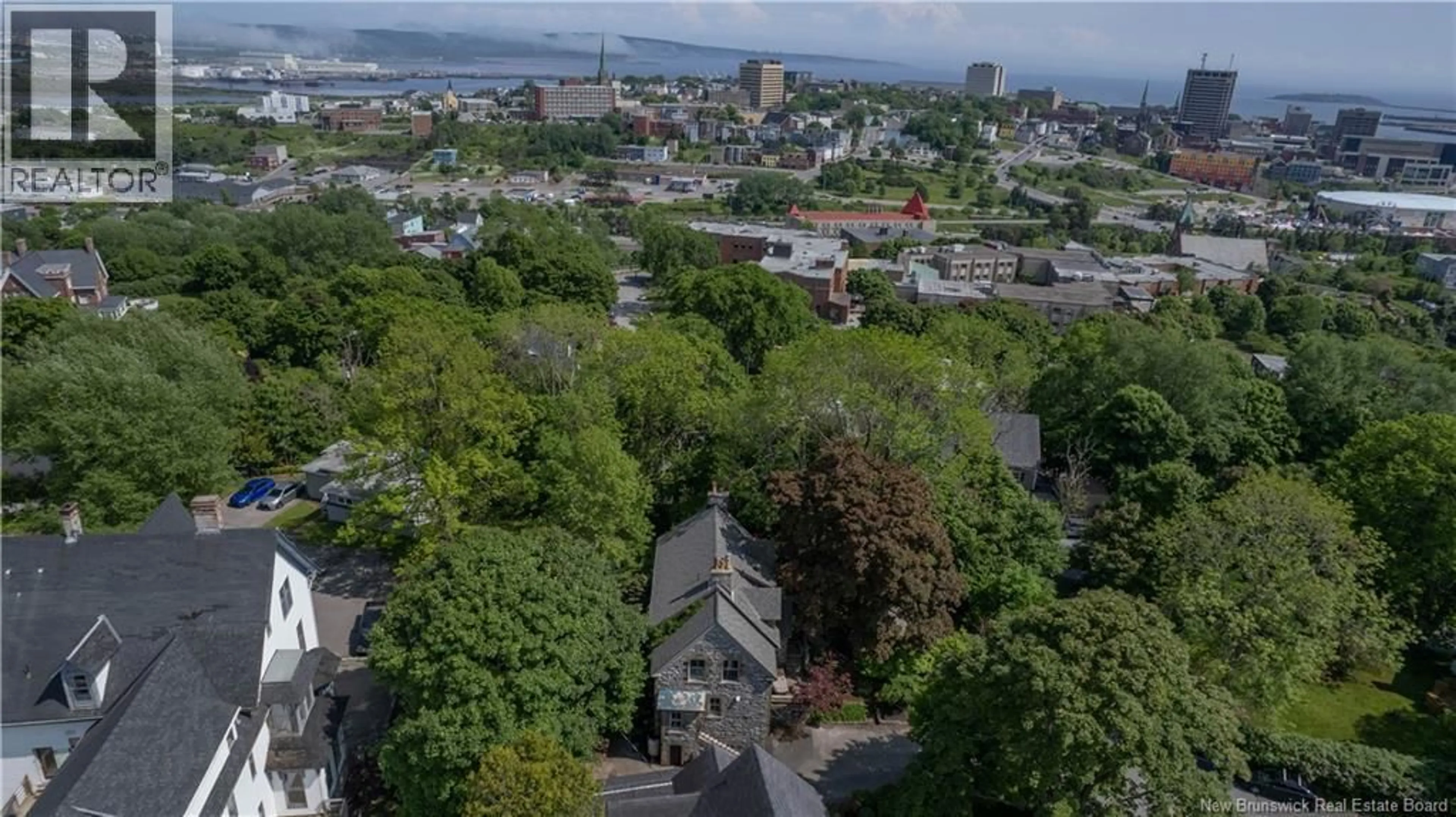 A pic from outside/outdoor area/front of a property/back of a property/a pic from drone, city buildings view from balcony for 4 DUNCRAGGAN COURT, Saint John New Brunswick E2K3T3