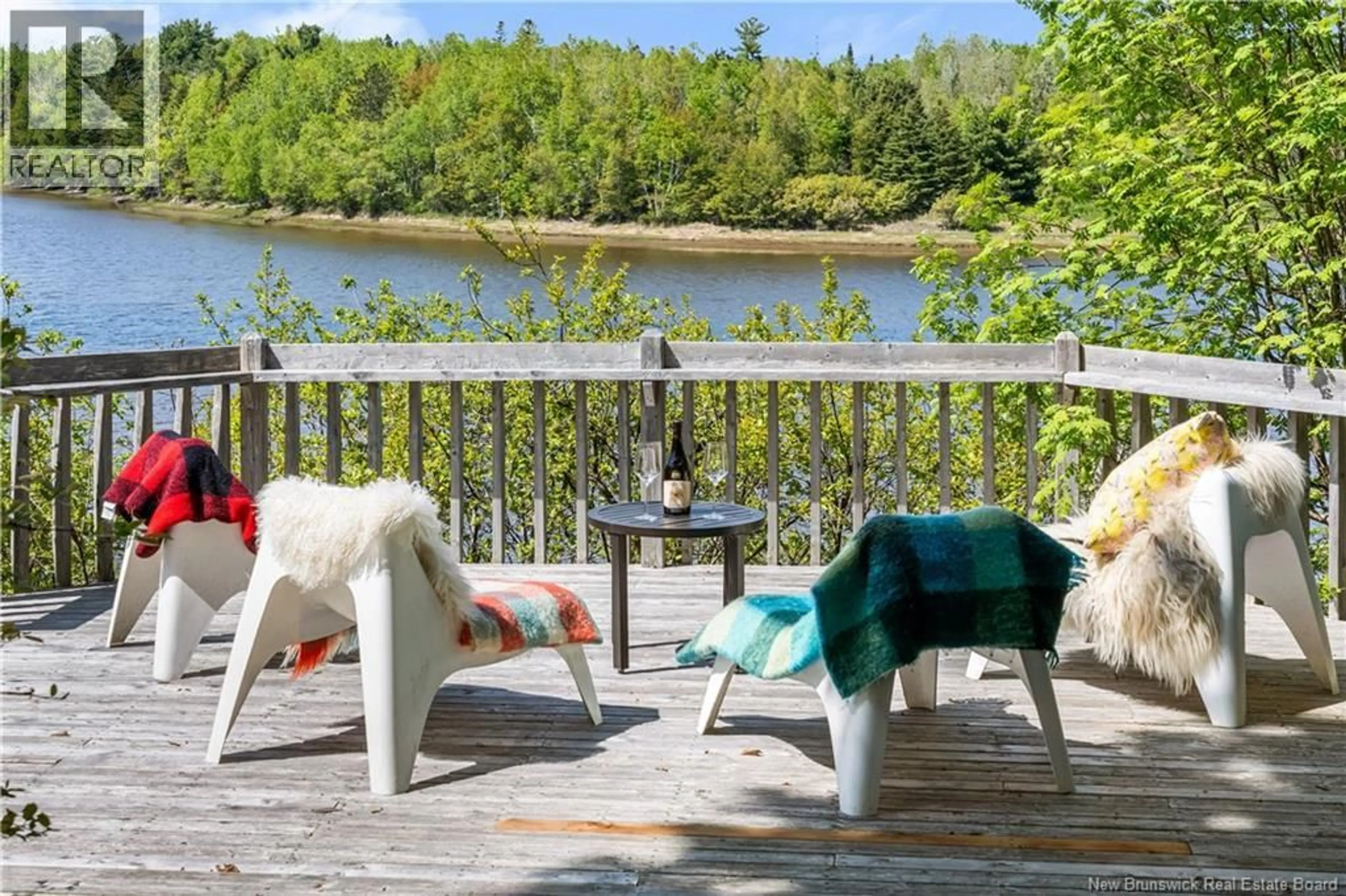 Patio, water/lake/river/ocean view for 124 DU COUVENT, Bouctouche New Brunswick E4S3C1
