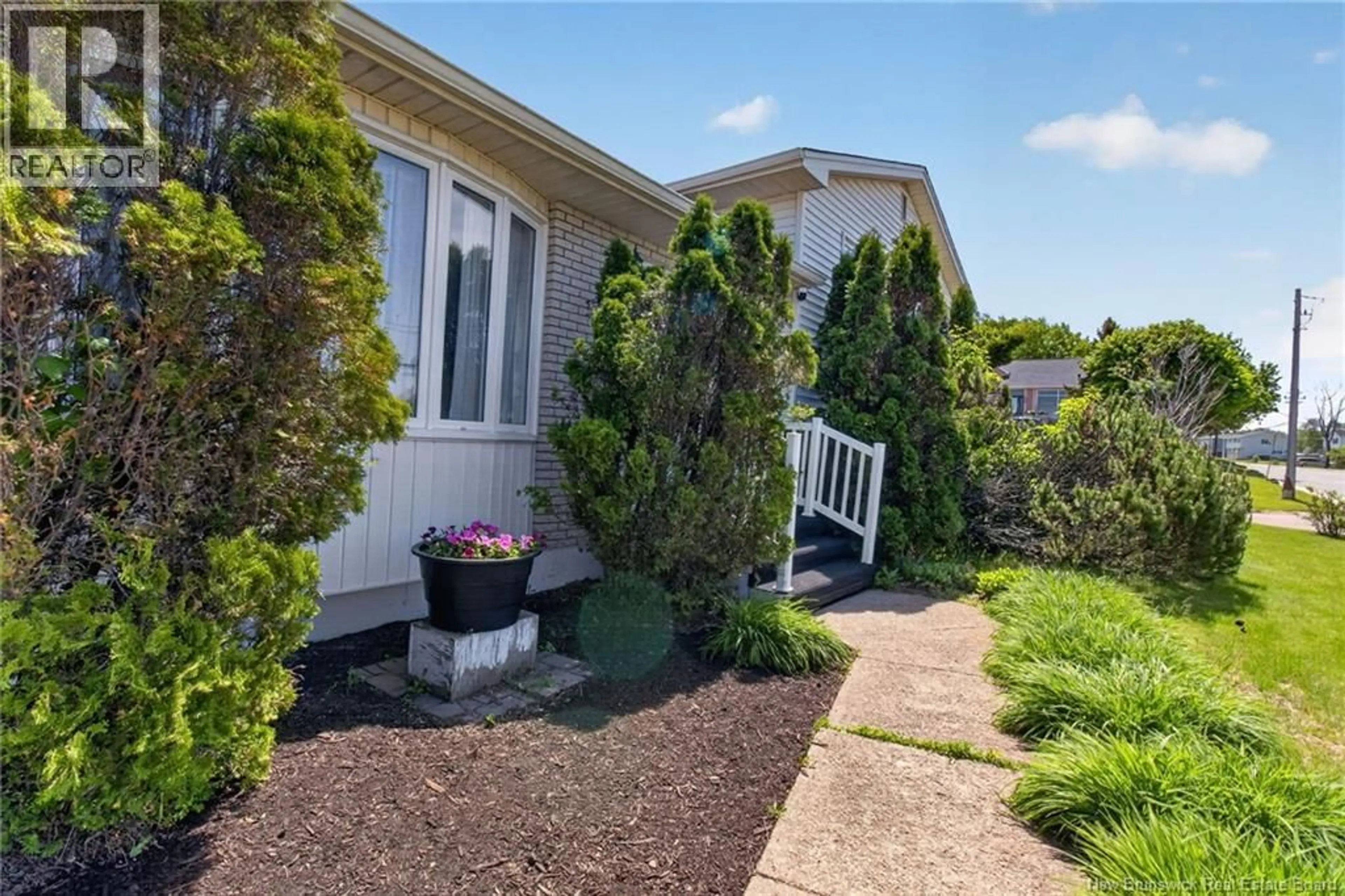Unknown for 414 AMIRAULT STREET, Dieppe New Brunswick E1A1G3