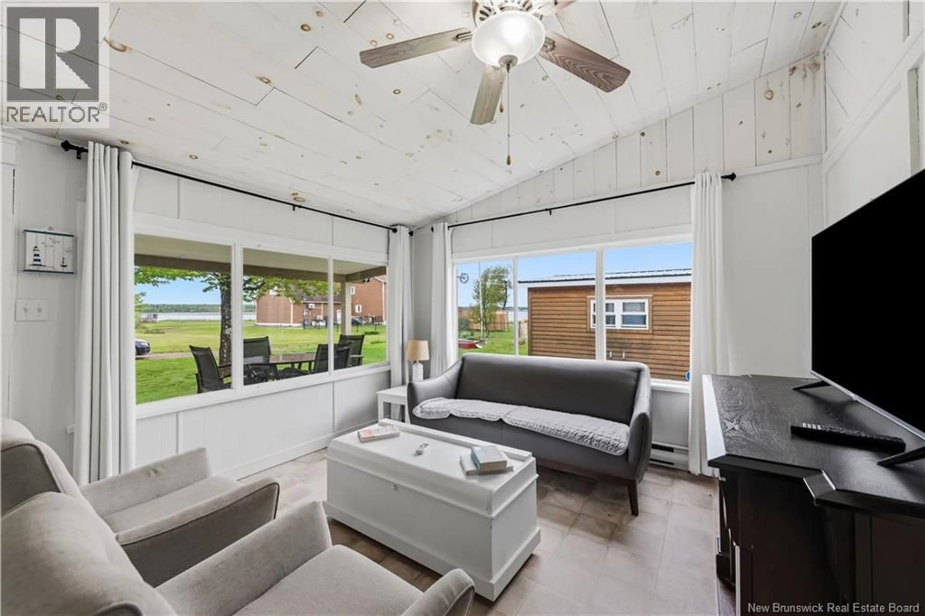 Living room with furniture, ceramic/tile floor for 148 HAPPY DAYS ESTATES ROAD, Shediac New Brunswick E4R4L6