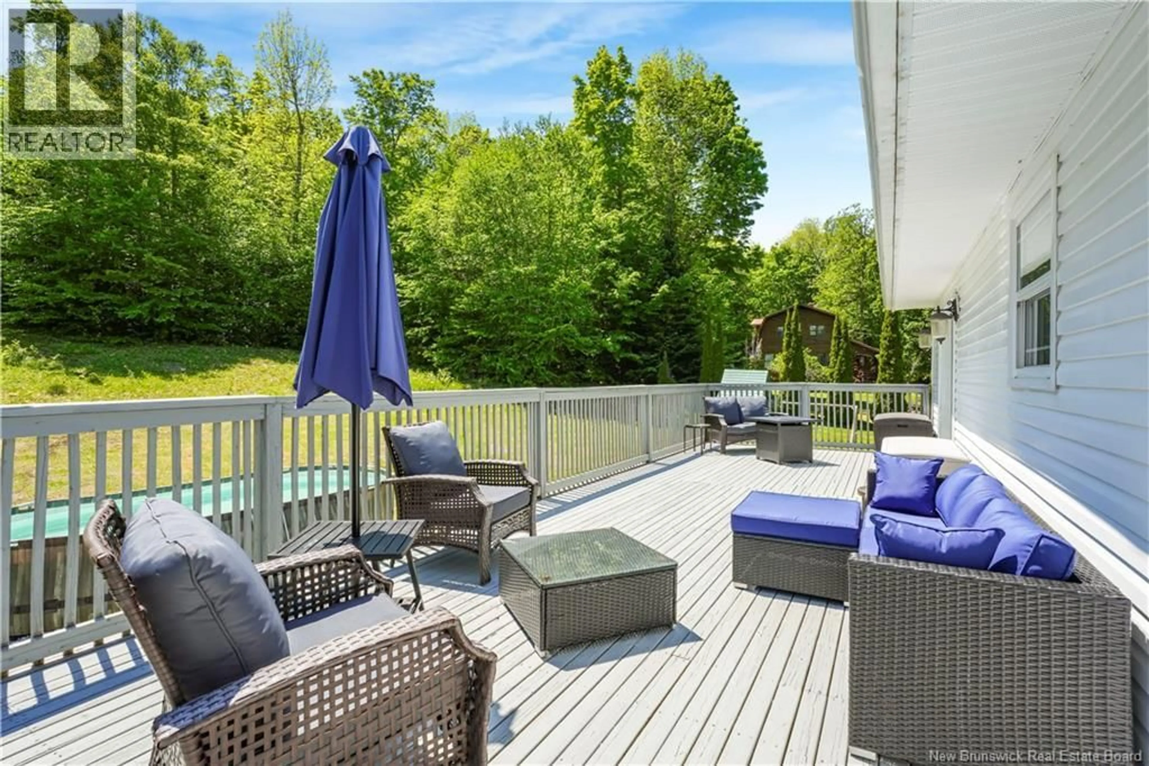 Patio, water/lake/river/ocean view for 47 TOURIST BUREAU ROAD, Woodstock New Brunswick E7M4W8