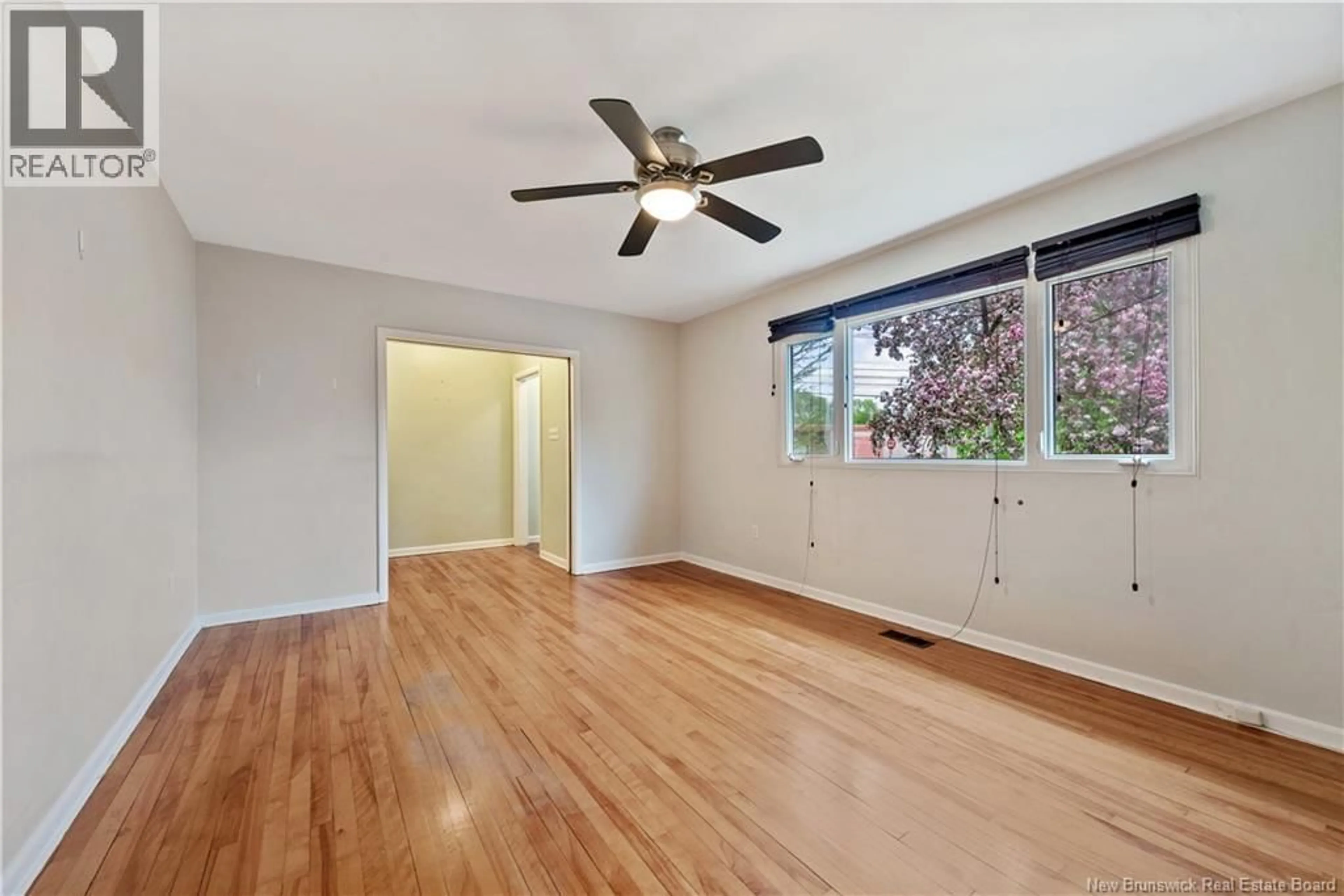 A pic of a room for 82 EIGHTH STREET, Moncton New Brunswick E1E3E9