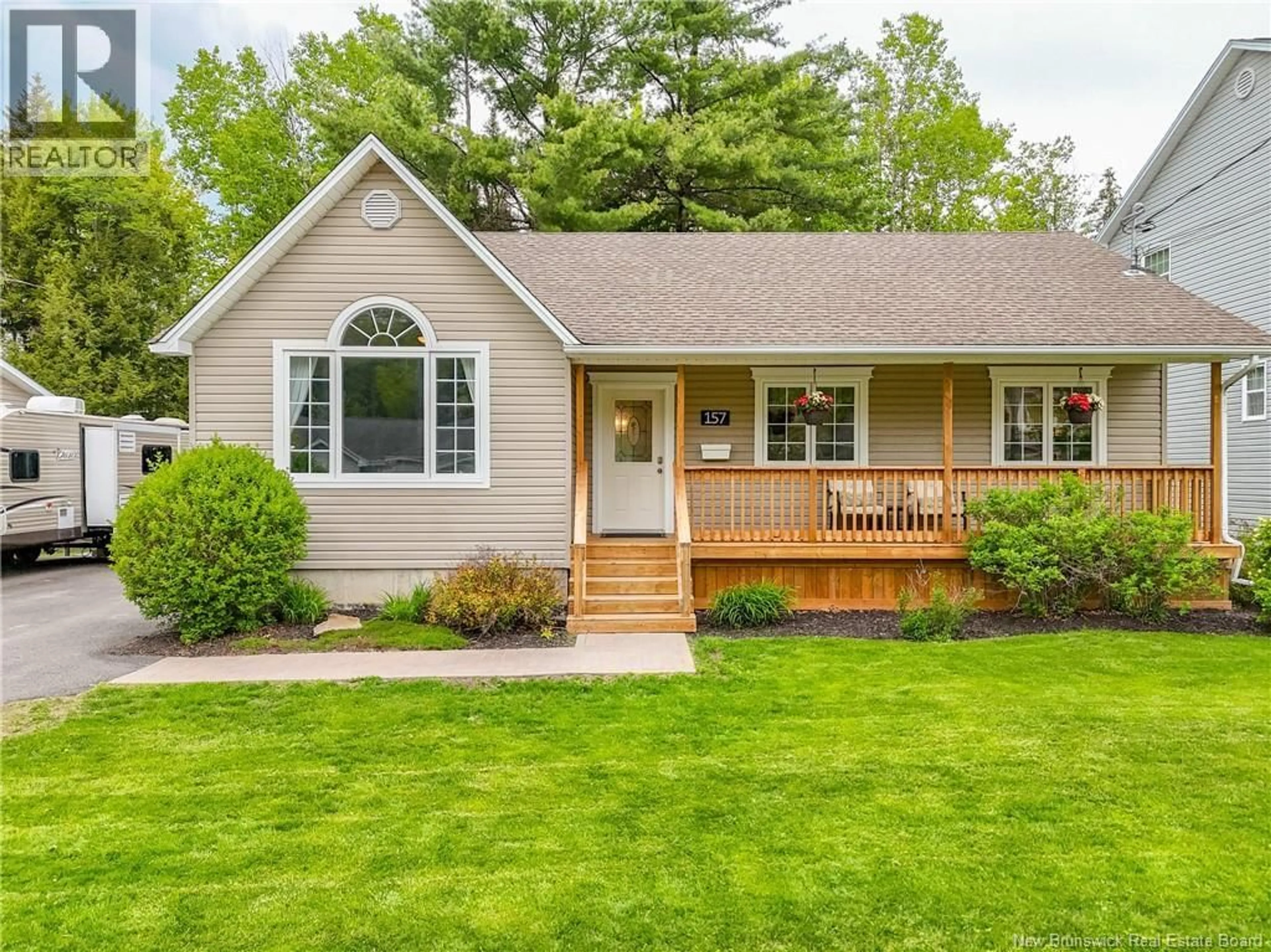 Home with vinyl exterior material, street for 157 BUNKER STREET, Fredericton New Brunswick E3A0T1