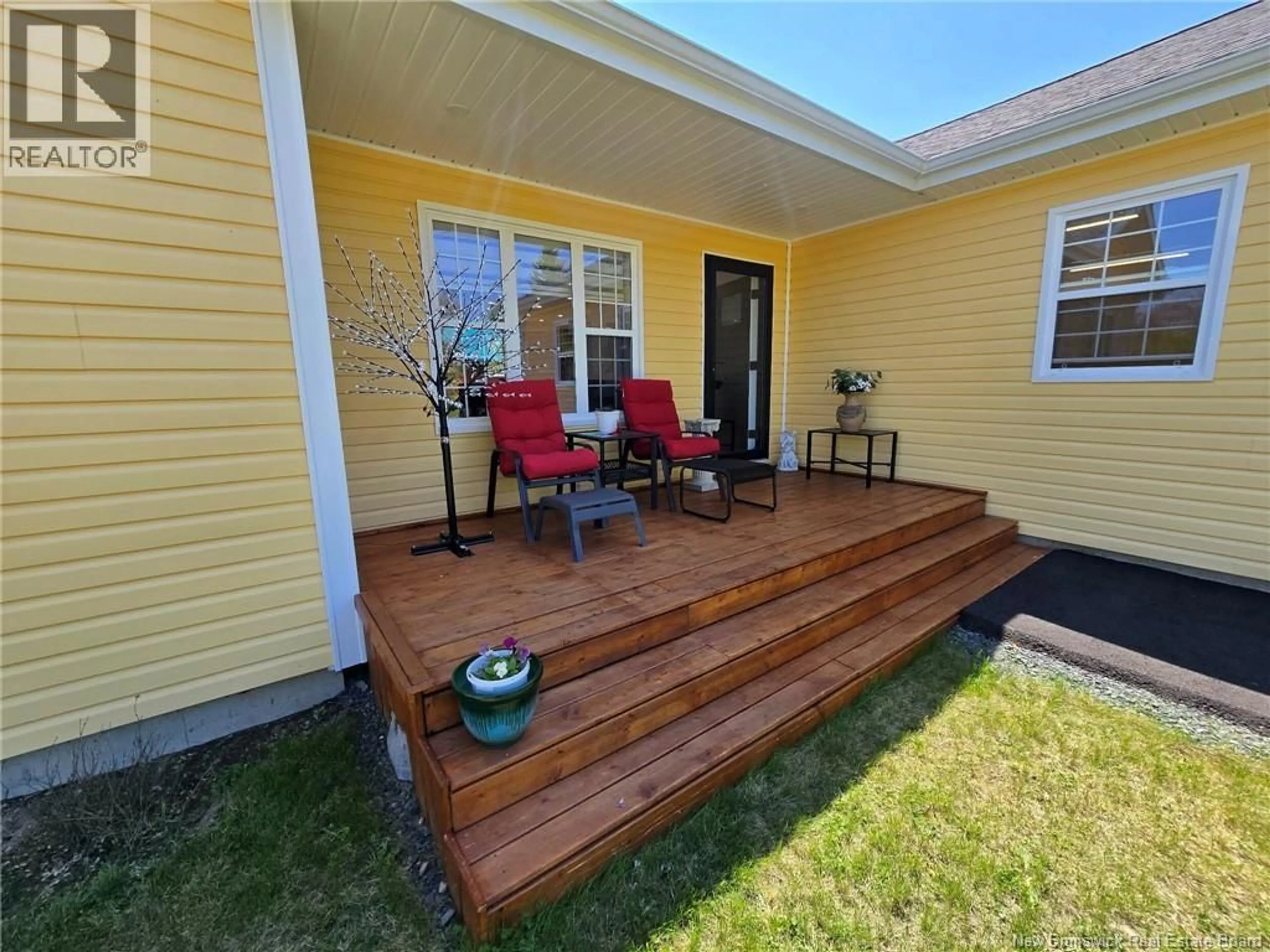 Patio, street for 267 NOEL, Belledune New Brunswick E8G2T5