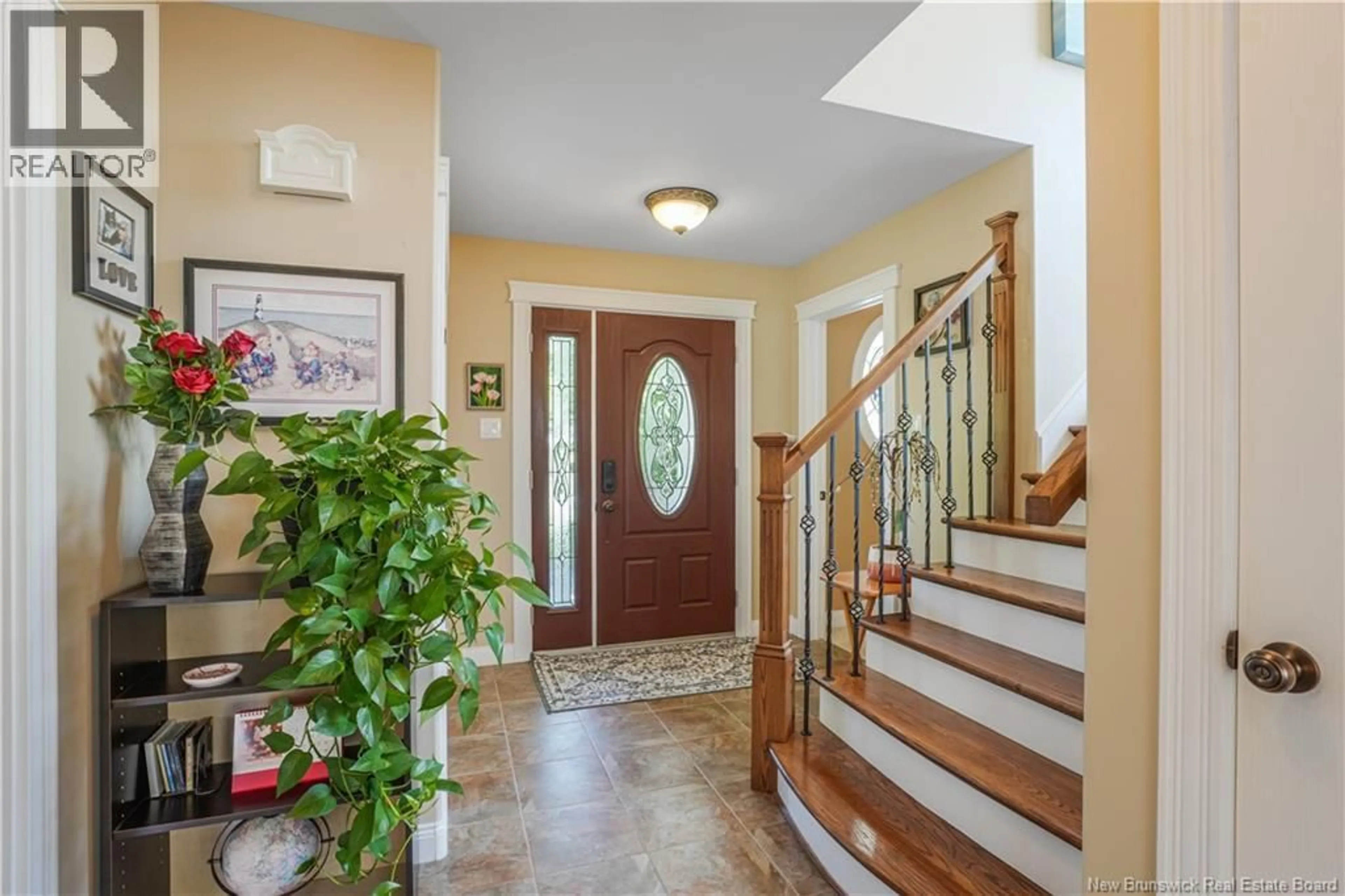 Indoor entryway for 97 RIVERFRONT WAY, Fredericton New Brunswick E3C2R7