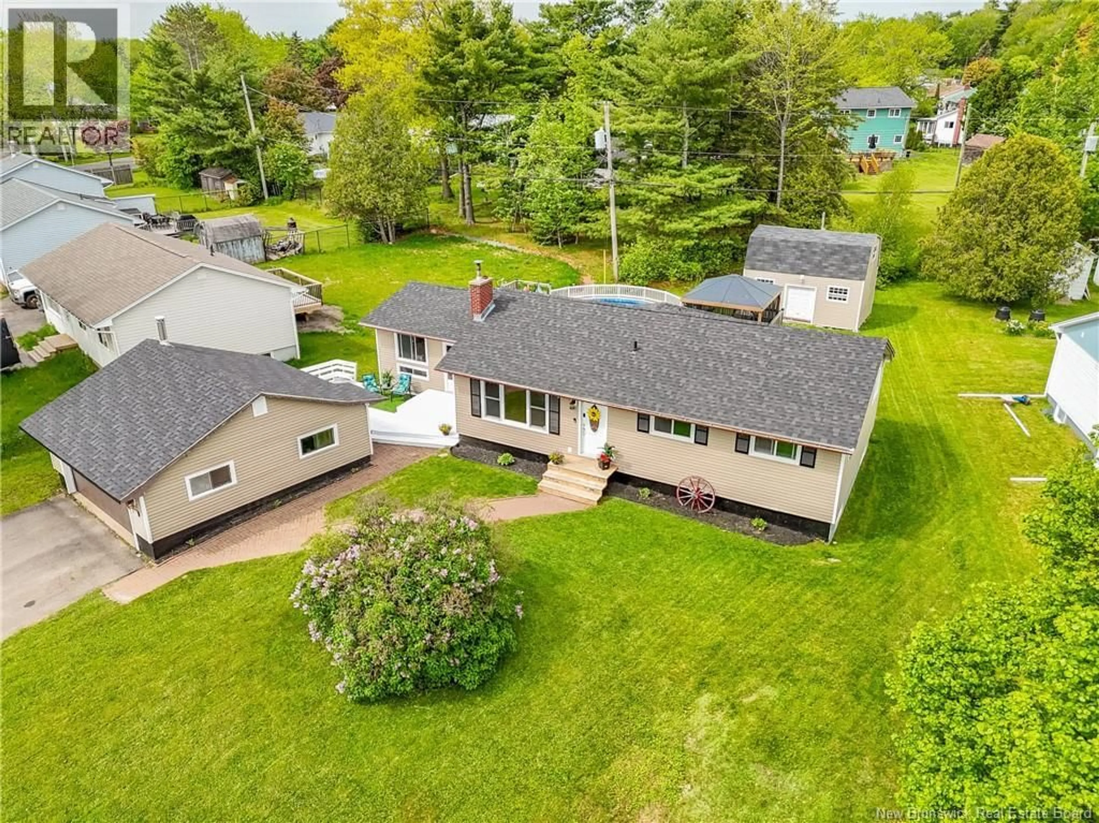 A pic from outside/outdoor area/front of a property/back of a property/a pic from drone, street for 281 CANTERBURY DRIVE, Fredericton New Brunswick E3B4M2