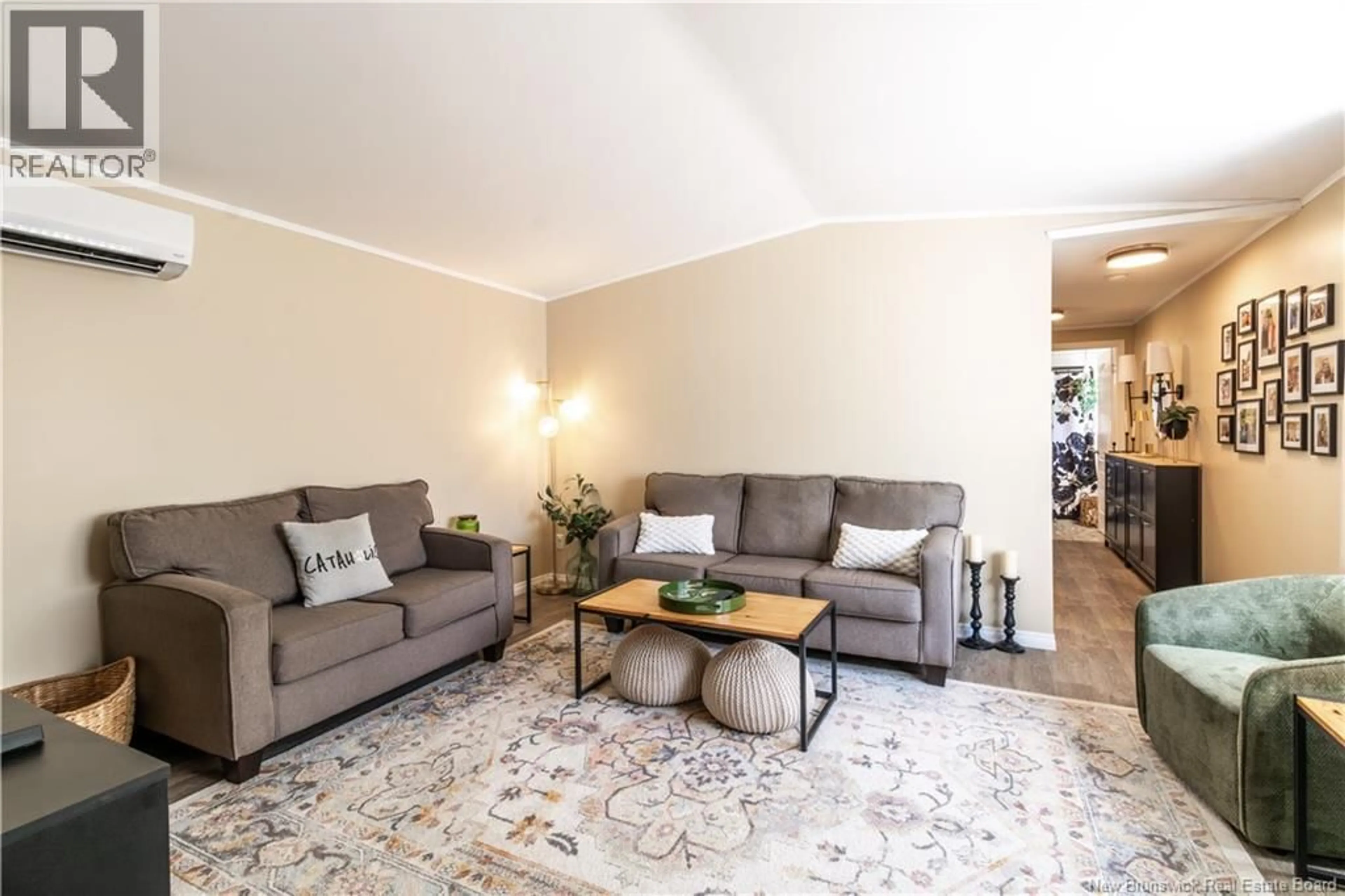 Living room with furniture, unknown for 15 BROOKVIEW AVENUE, Sussex Corner New Brunswick E4E2W3