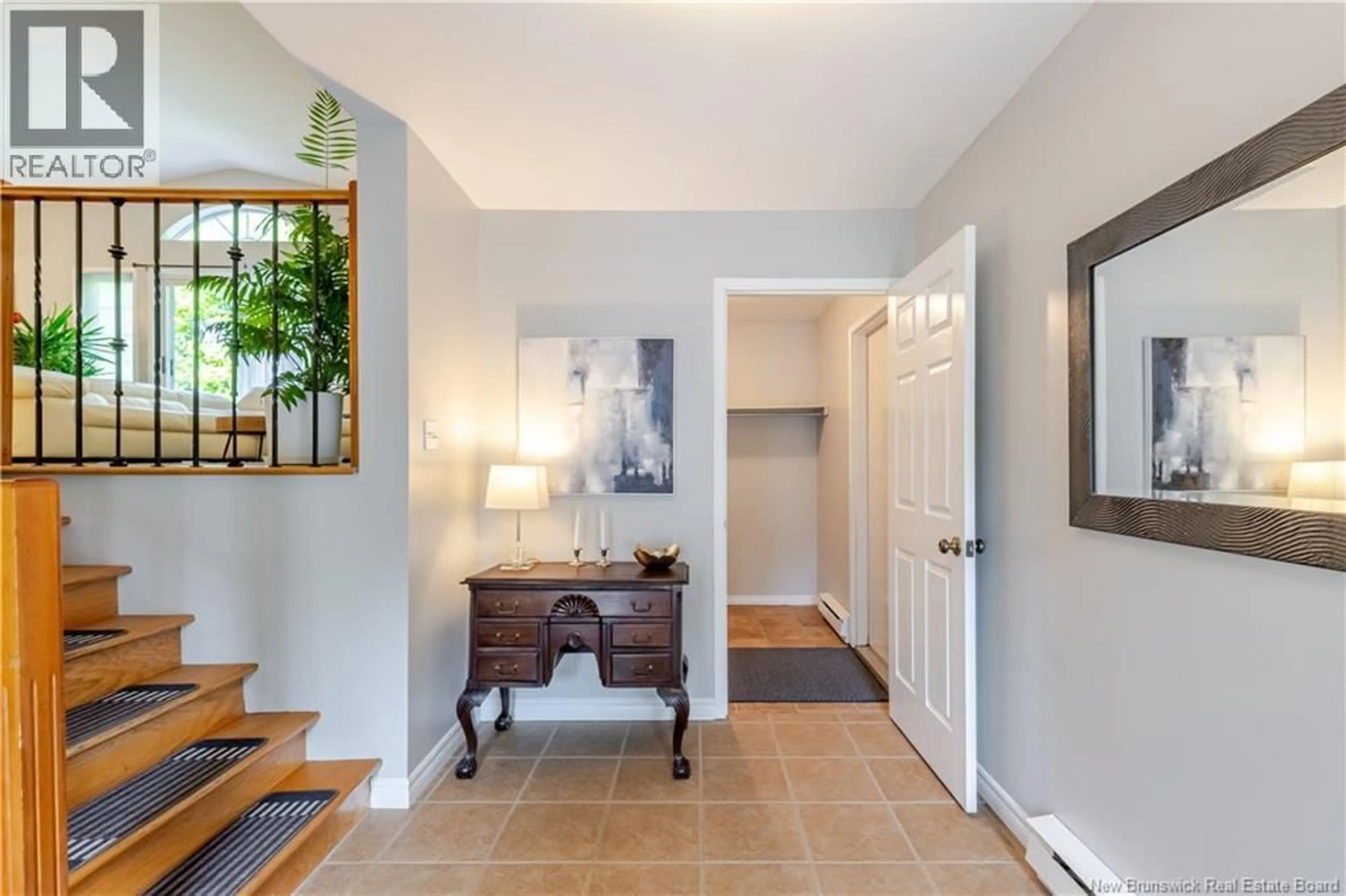 Indoor entryway for 20 MARIE LANE, Fredericton New Brunswick E3A6T5